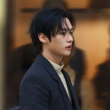 nothingbutashyy's tweet photo. Obsession

◈ 🐰🐿
◈ Stalking, Voyeurism 
◈ Rated E
◈ 6,148 words

https://t.co/wkXMDRRs8k

My little drabble that I finally finished writing into a longer fic
Happy New Year 💖🖤 https://t.co/4zTotWrDtb