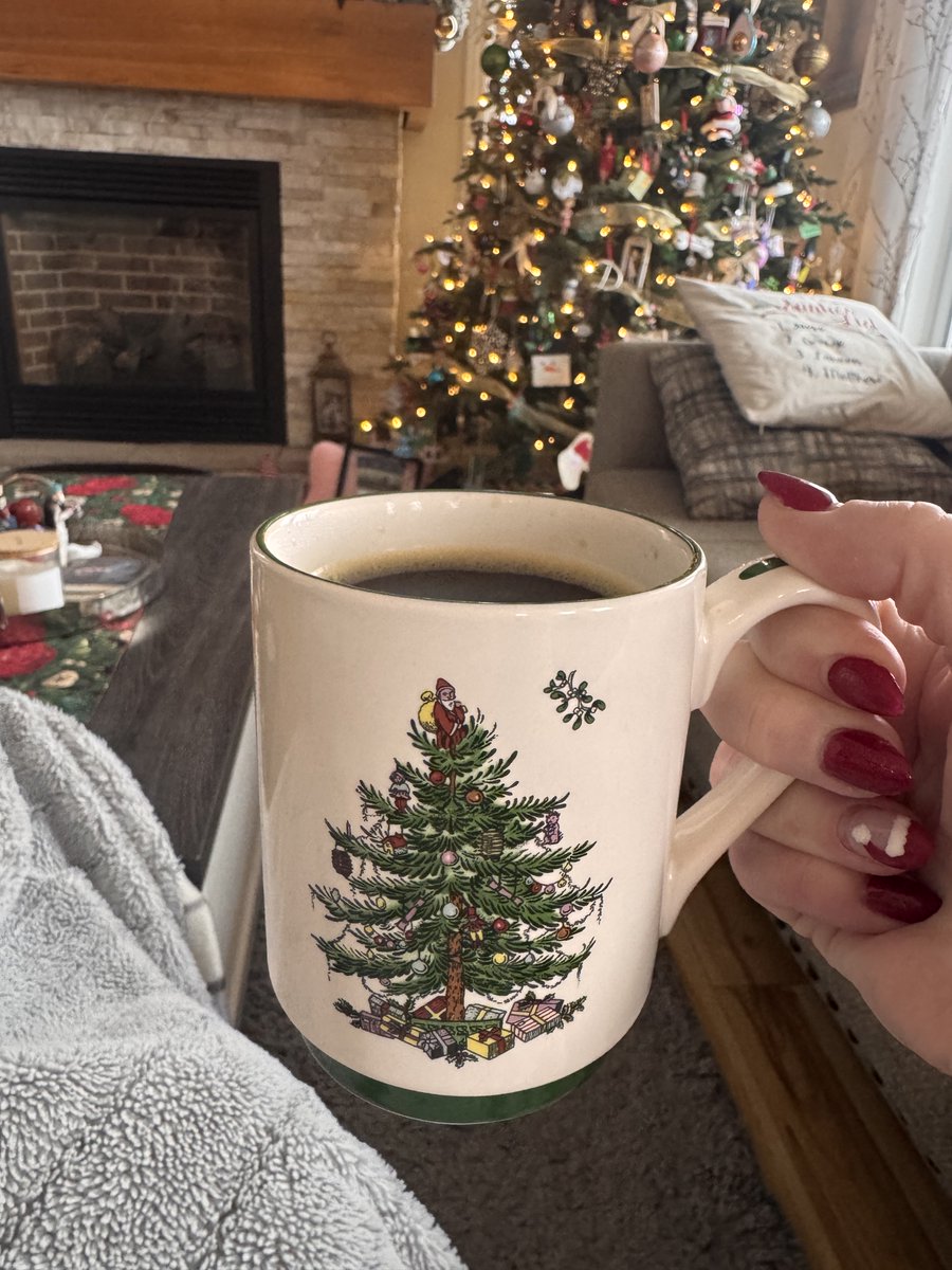 Denise 🇨🇦 tweet media