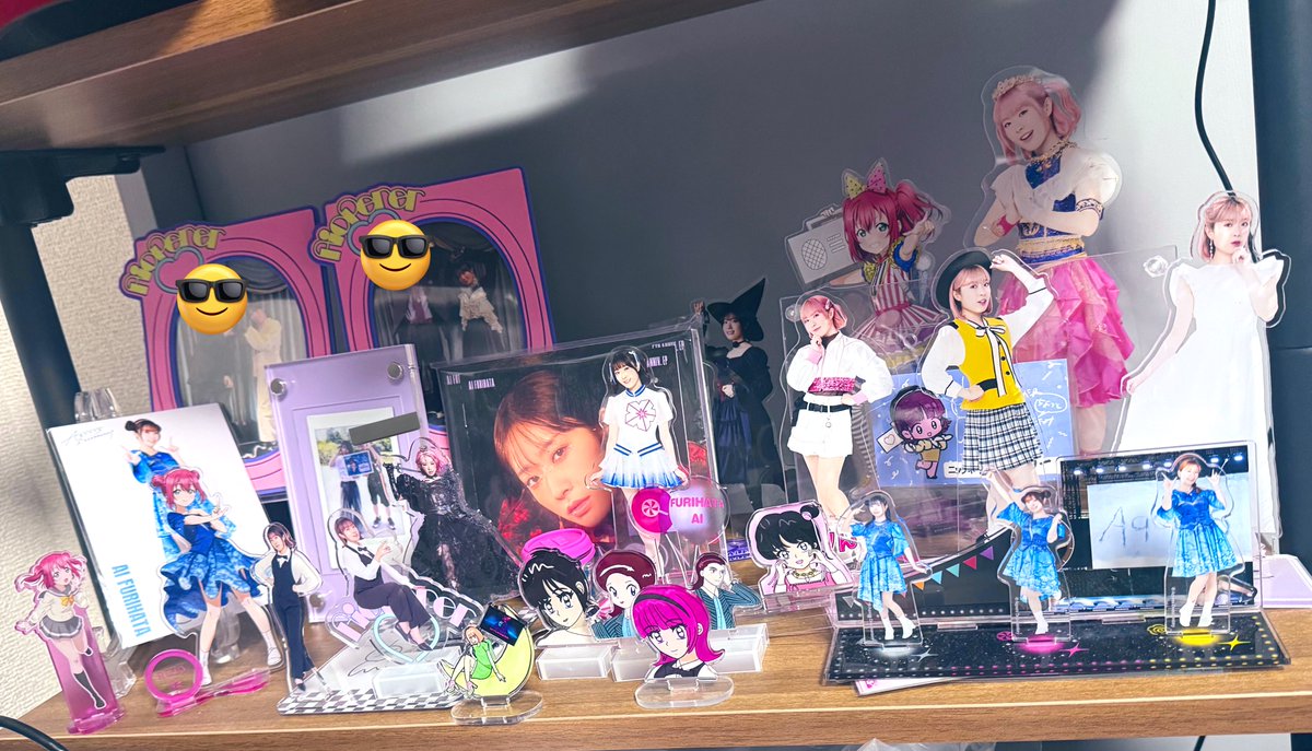 ふりちゃん dショッピング |クレヨンしんちゃん ダイカットフラットポーチ