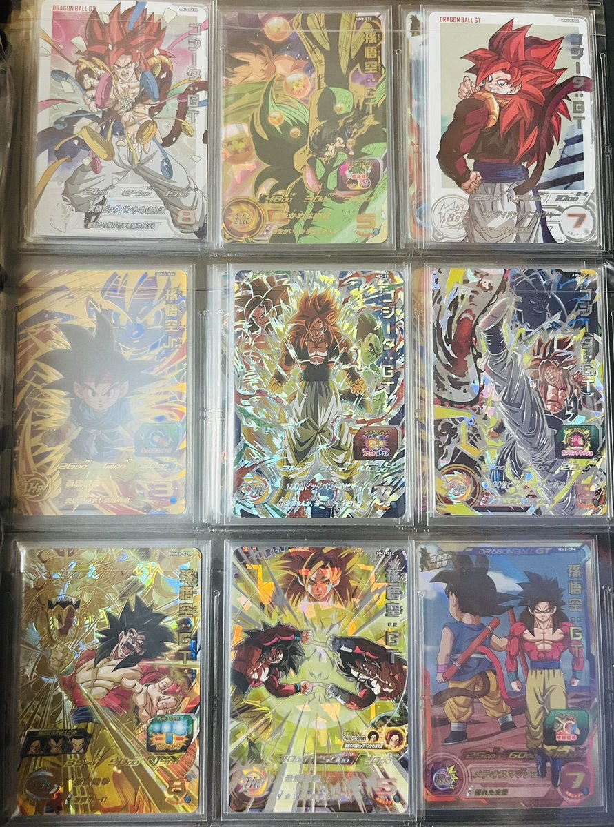 ヒーローズのカードとかで時系列順にストーリーバインダー作ってるけど完成まで途方もない時間かかりそう