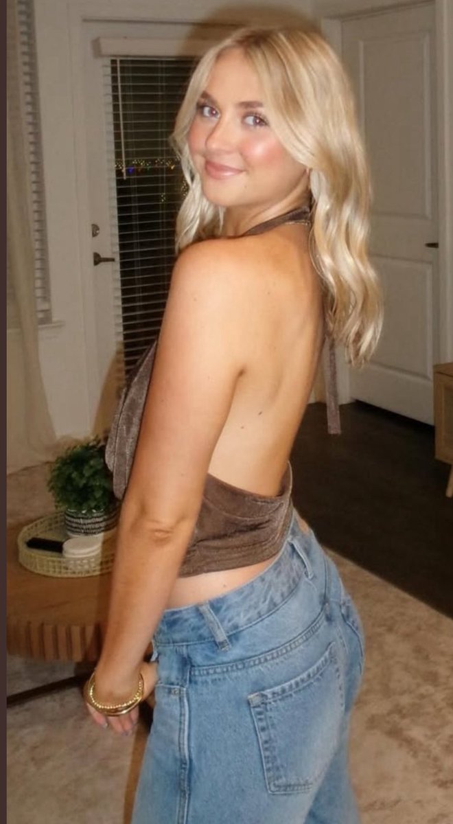 instabaddies25's tweet image. Blonde Insta Baddie: Alyssa