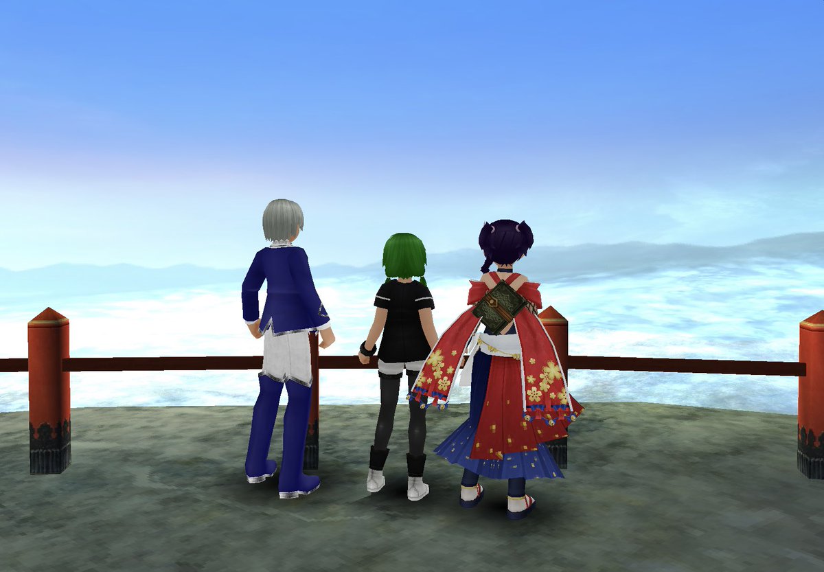 明けましておめでとうございますヽ(*＾ω＾*)ﾉ
今年もステキなトーラムライフをエンジョイします♪
よろしくお願いします(*´∀｀*)