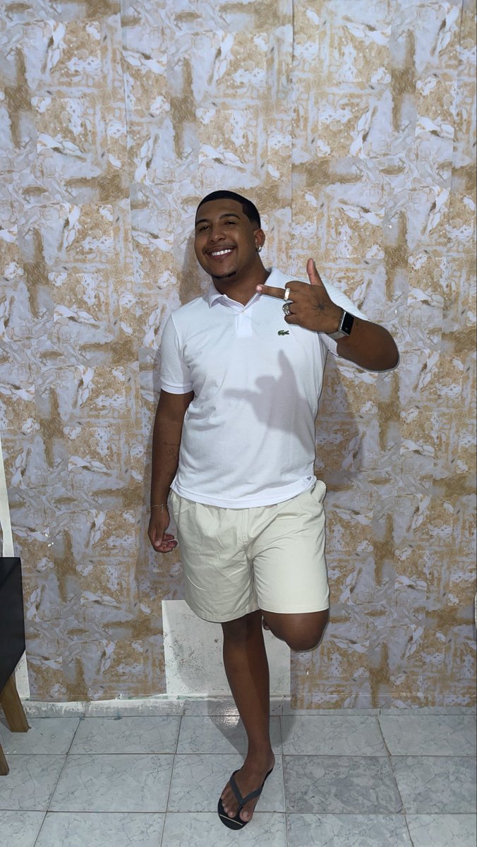 dix_vargas's tweet photo. Feliz ano novo 🎆 https://t.co/Yijxuccg1L