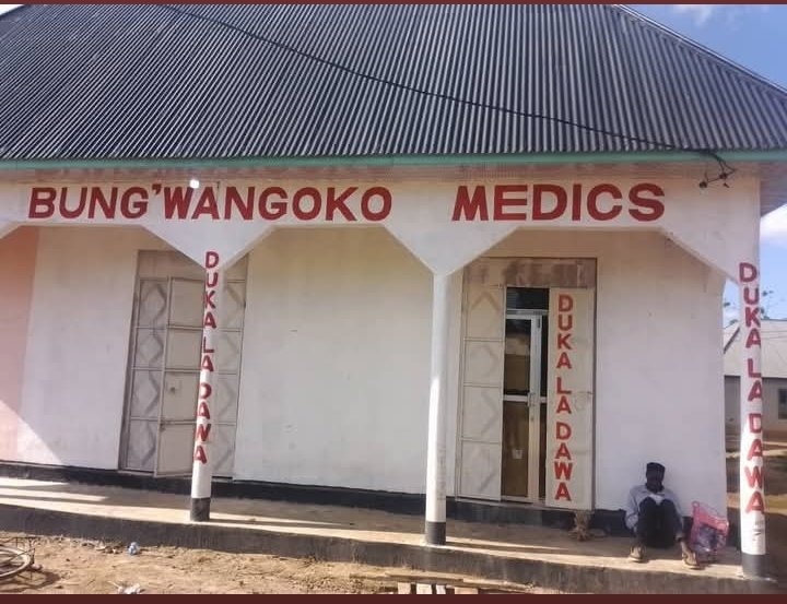 SteveboyMC1's tweet photo. Niwatakie nyote Heri ya mwaka mpya 2026, ikawe mwaka wa matumaini Zaid na mafanikio kwa watanzania wote, ukawe mwaka wa kurekebisha tulipoteleza mwaka Jana ili tusonge mbele zaidi https://t.co/qLBgsJNrr4