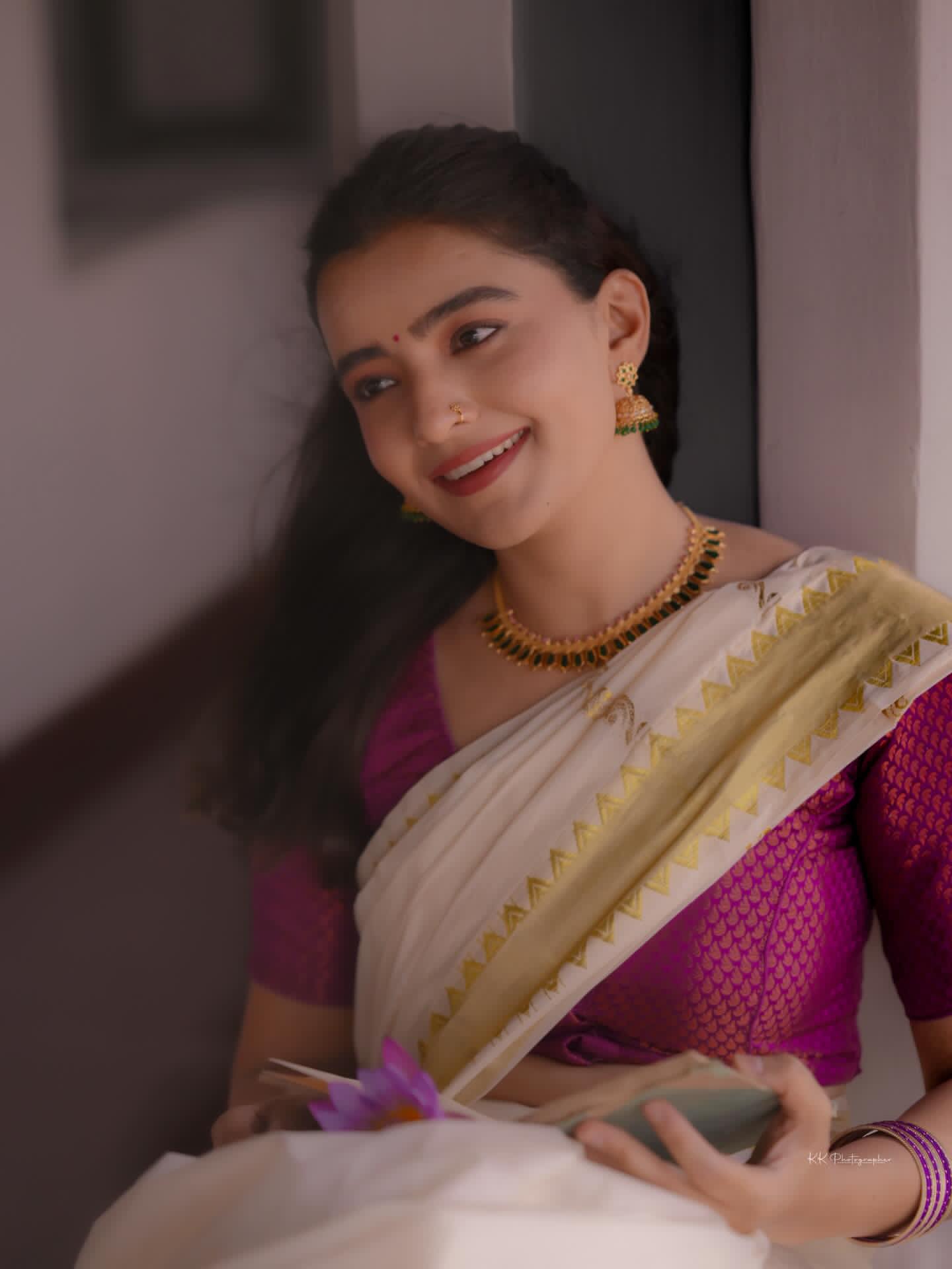 G9lc8-Rb0AEyKF0?format=jpg&name=large