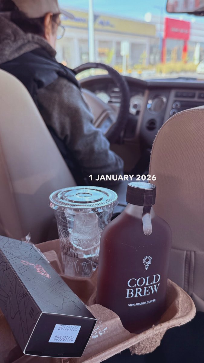 skiipin's tweet photo. عامٍ لفى وإحنا يَامحبوبي سوا 🖤. https://t.co/QpuUAaPj91