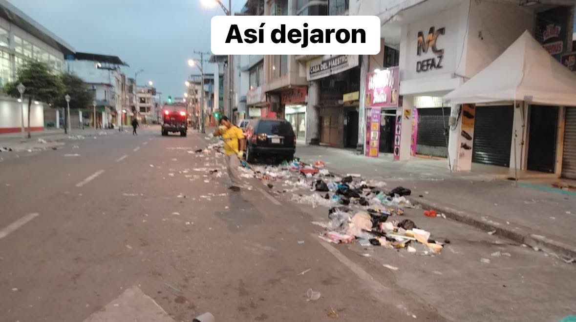 alcaldiabbhy's tweet image. La recolección de desechos en #Babahoyo no para este 1 de enero. Desde ⏰ la madrugada personal de Servicios Públicos cumple la jornada para contribuir con un #BabahoyoLimpio 🧹. 

¡Feliz nuevo año!
#AlcaldíaCiudadanaDeBabahoyo