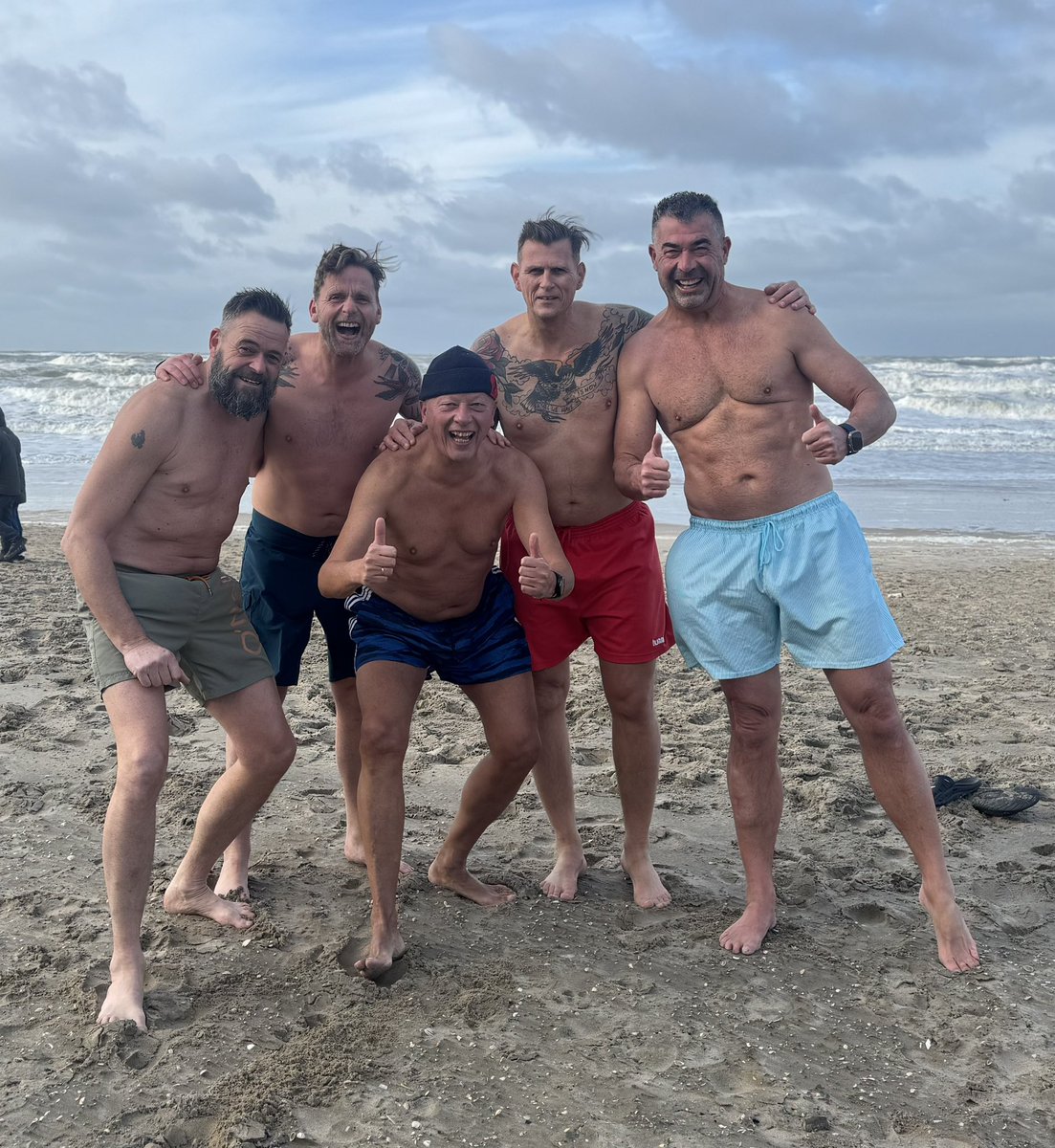 De nieuwjaarsduik met de <a href="/ventouxmarines/">Ventouxmarines</a> ook weer gefixt 💪🏼