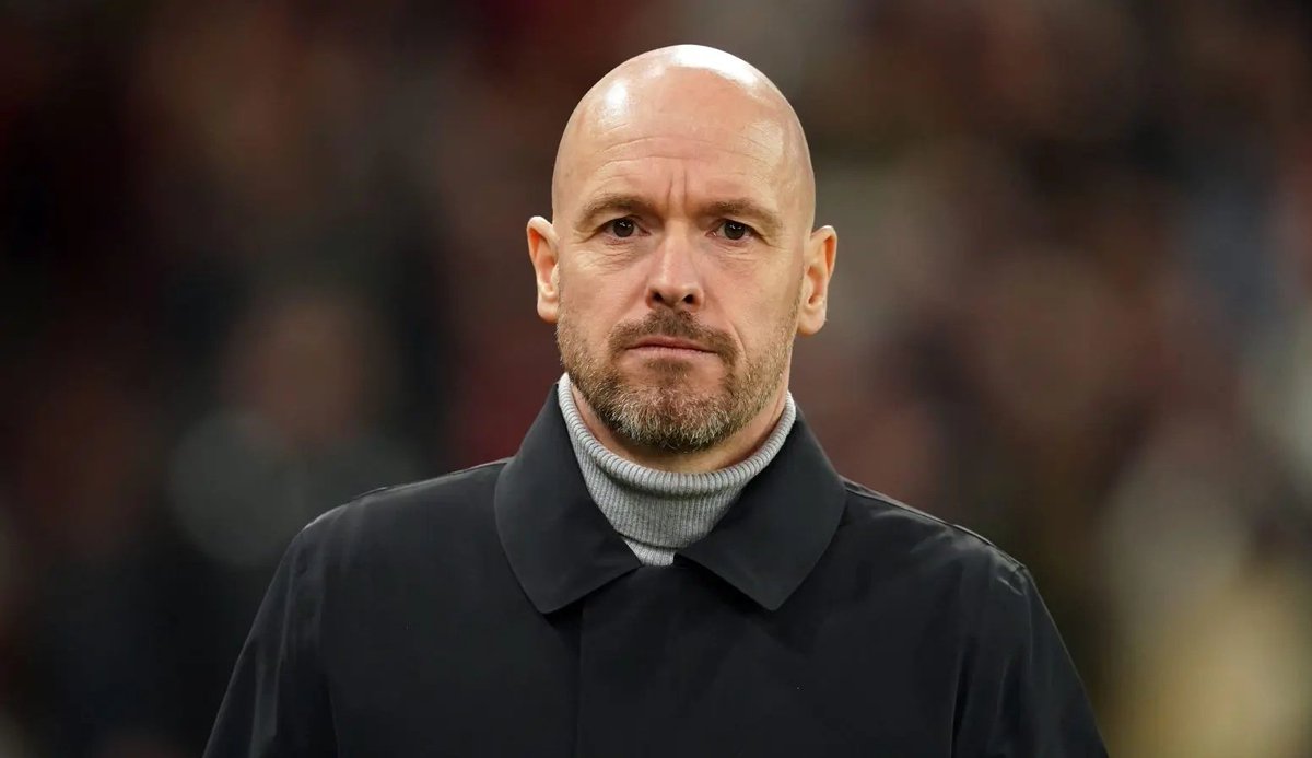 mufcytp's tweet image. 💣🚨🚨HEARTBREAKING FACTS:

Ten Hag after 50 games: 30 wins, 1 trophy.

Rúben Amorim after 50 games: 19 wins, 0 trophies.

Guess who fans branded “not good enough”? 🤔
