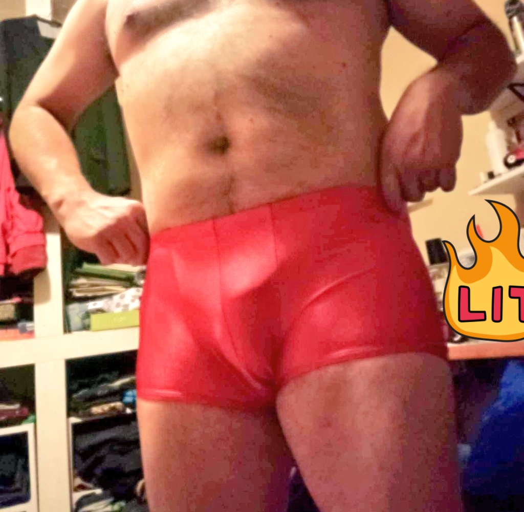 Feliz año 2026 amigos de esta plataforma mis mejores deseos y espero seguir conociendo más amigos aquí