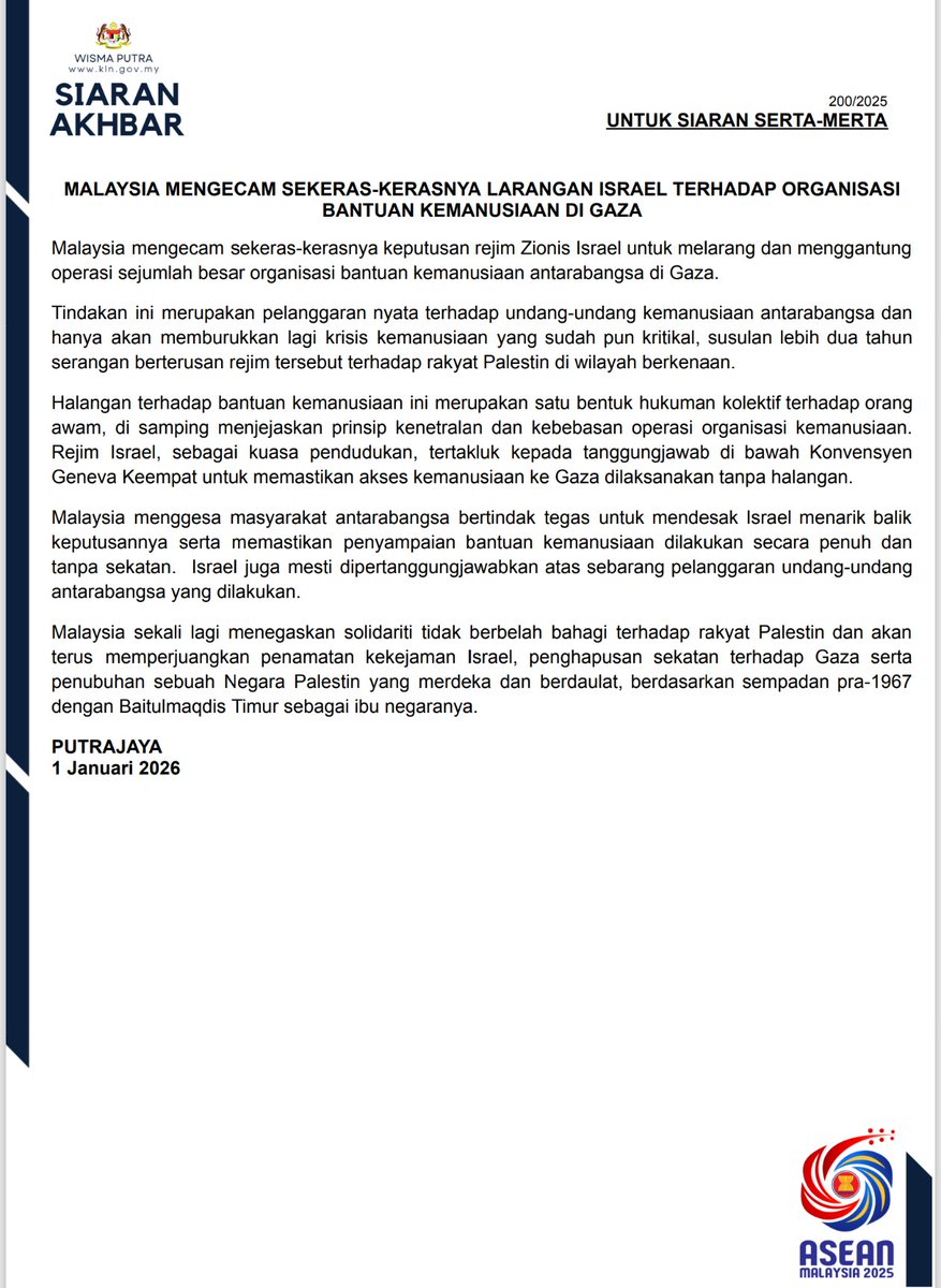 MalaysiaMFA's tweet photo. #MFAPressRelease | #SiaranAkhbarKLN 

MALAYSIA STRONGLY CONDEMNS ISRAEL’S BAN ON HUMANITARIAN AID ORGANISATIONS IN GAZA

••••••••••••••••••••••••••••••

MALAYSIA MENGECAM SEKERAS-KERASNYA LARANGAN ISRAEL TERHADAP ORGANISASI BANTUAN KEMANUSIAAN DI GAZA

#WismaPutra