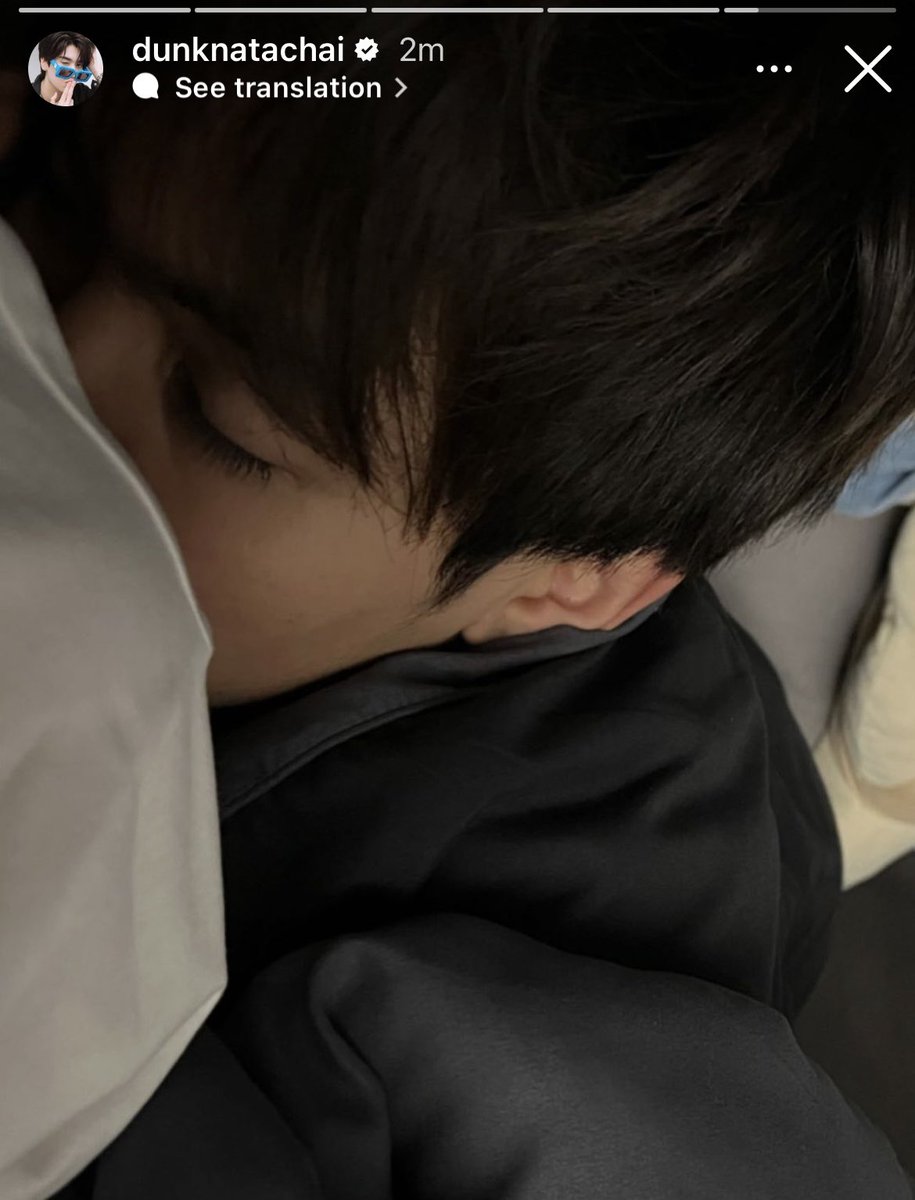 จะบนว่าอยากเห็นสิ่งนี้อีก ก็นึกขึ้นได้ว่าเขามีดีลลับกันแล้ว ไม่ให้ลงรูปถ่ายตอนนอน 😭🤛🏻