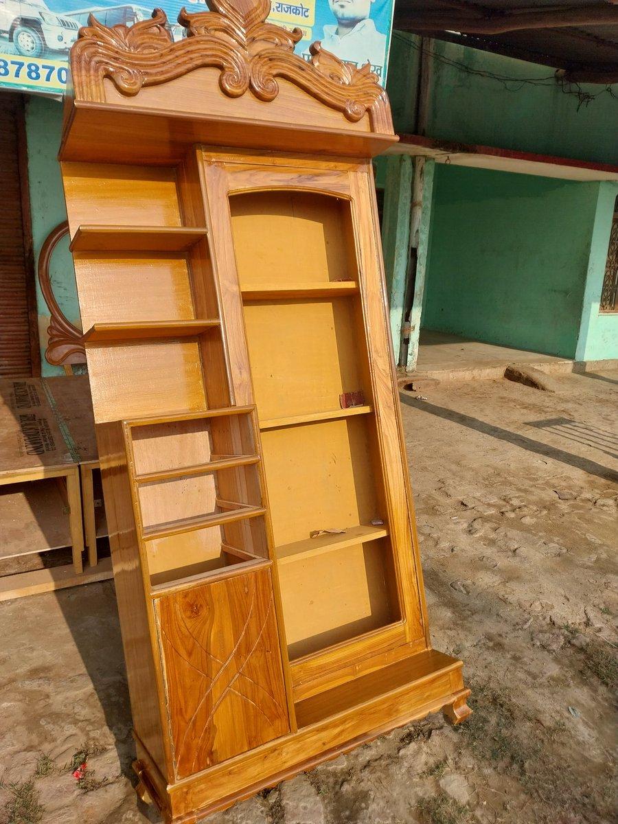 shaikh_usman_12's tweet image. Original indian sagwan wood Bed sofa dressing side table etc.  For  wedding  gift your princess contact us 88819 28886 
#bedsofa #dressing #gift