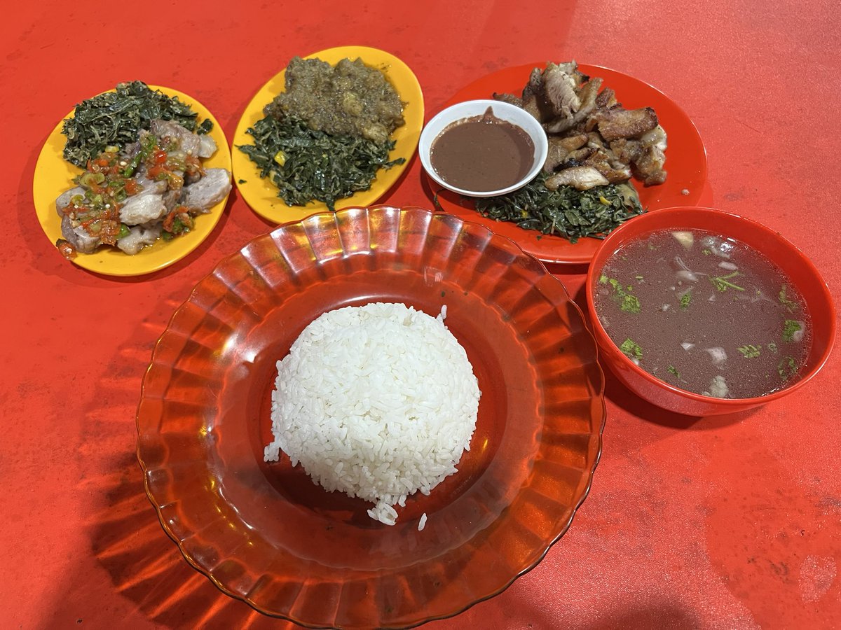 shitnicee's tweet image. Lidah rempahku ini memang ga bisa boong, mau pergi kemana pun. Nyarinya tetep BPK 🙏🏻