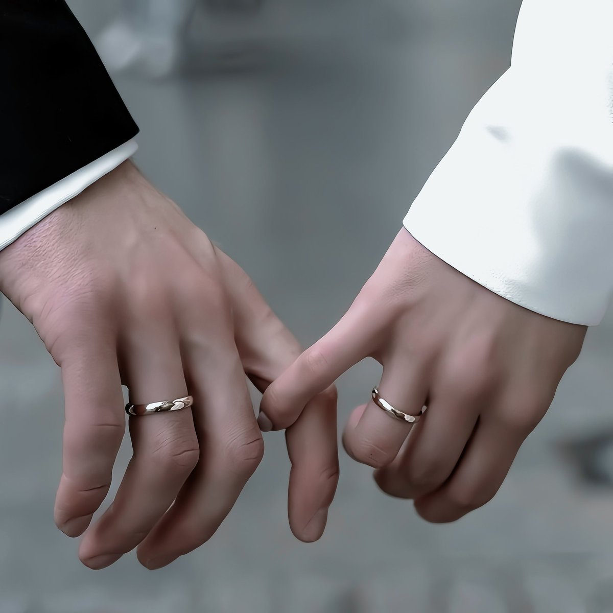 ilieslilies's tweet image. ⠀⠀
带着𝟤𝟢𝟤𝟧年时的同一个人进入𝟤𝟢𝟤𝟨年。
𝐻𝑒𝑎𝑑𝑖𝑛𝑔 𝑖𝑛𝑡𝑜 𝟤𝟢𝟤𝟨 𝑤𝑖𝑡𝘩 𝑡𝘩𝑒 𝑠𝑎𝑚𝑒 𝑝𝑒𝑟𝑠𝑜𝑛 𝑓𝑟𝑜𝑚 𝟤𝟢𝟤𝟧.
⠀⠀