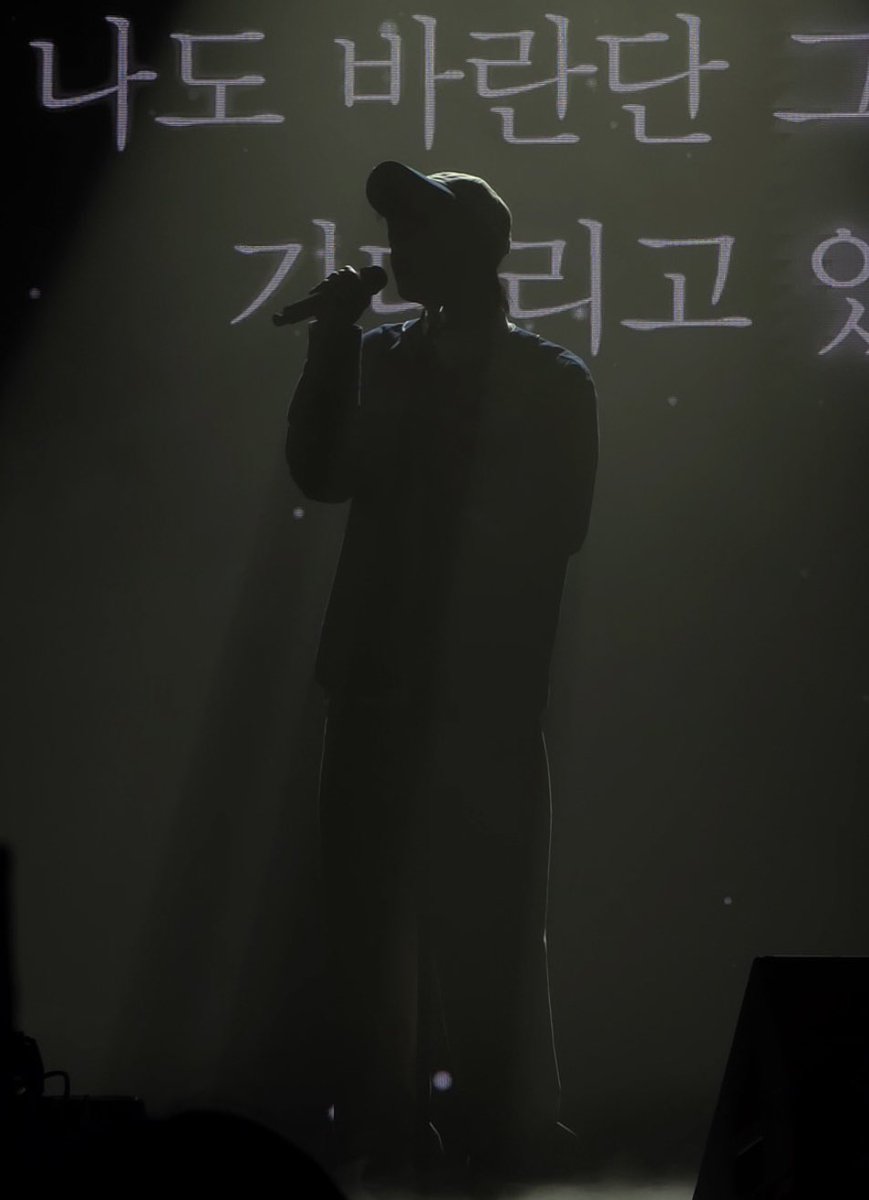 립우야 생일 정말 진심으로 축하해🩷

새로운 한 살은 더 행복하고 무엇보다 립우 자신을 더 많이 아끼는 시간이 되었으면 좋겠어 하고 싶은 일은 마음껏 하고 힘들 땐 잠깐 쉬어가도 괜찮은 한 해가 되길 바라 ᙏ̤̫

무대에 서줘서 포기하지 않고 계속 꿈을 보여줘서 그리고 러부단 곁에 있어줘서