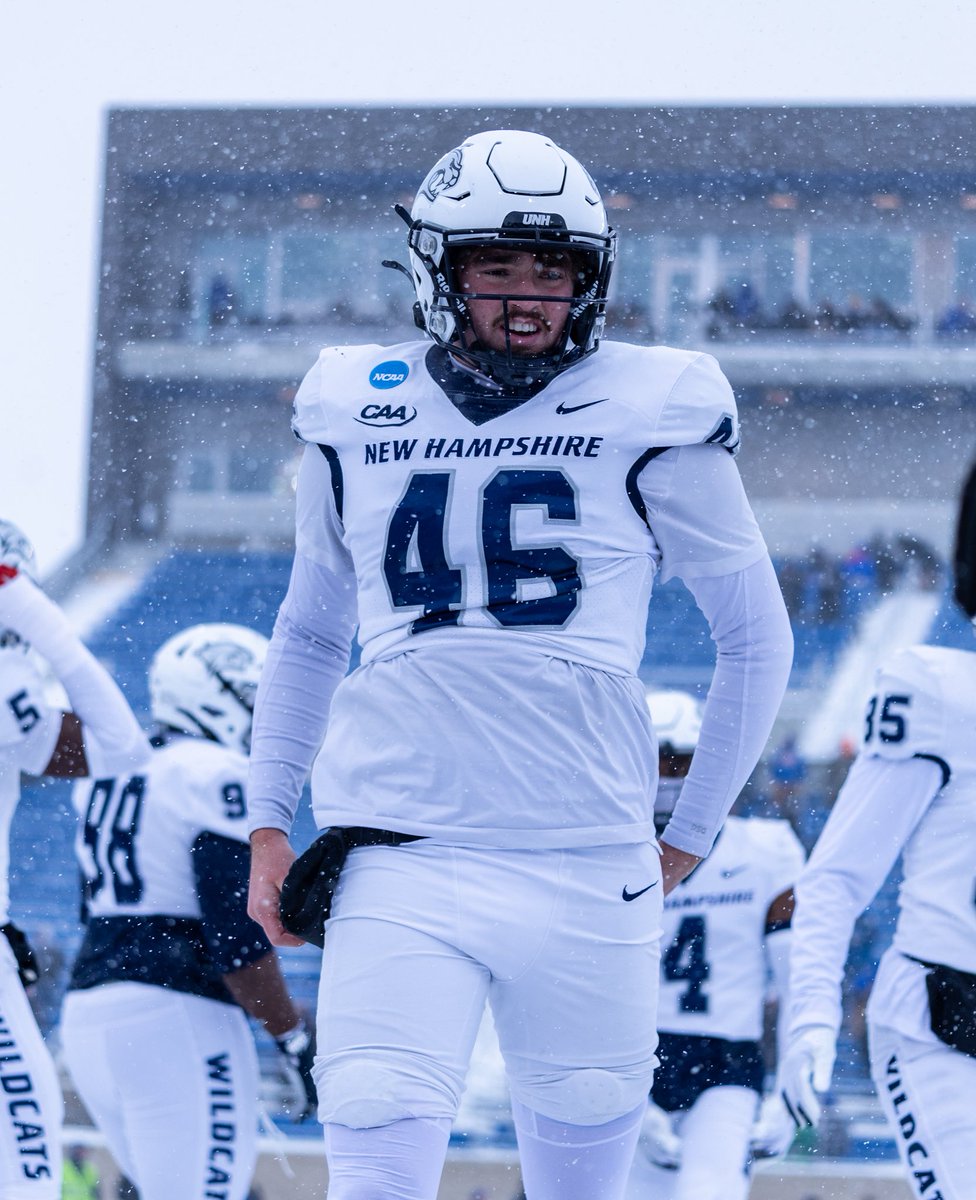 Available in the Portal Tomorrow‼️
—————————————————
D1 True Sophomore Long Snapper
(2 Years and Redshirt)

-Interested in opportunities for using my Redshirt 
—————————————————
DM for Film/Career Resume/Stats/Transcripts/Etc… 

Coach:<a href="/SpecialTeamsU/">Special Teams U™</a> 

Hit me up: 📞 760-580-9717