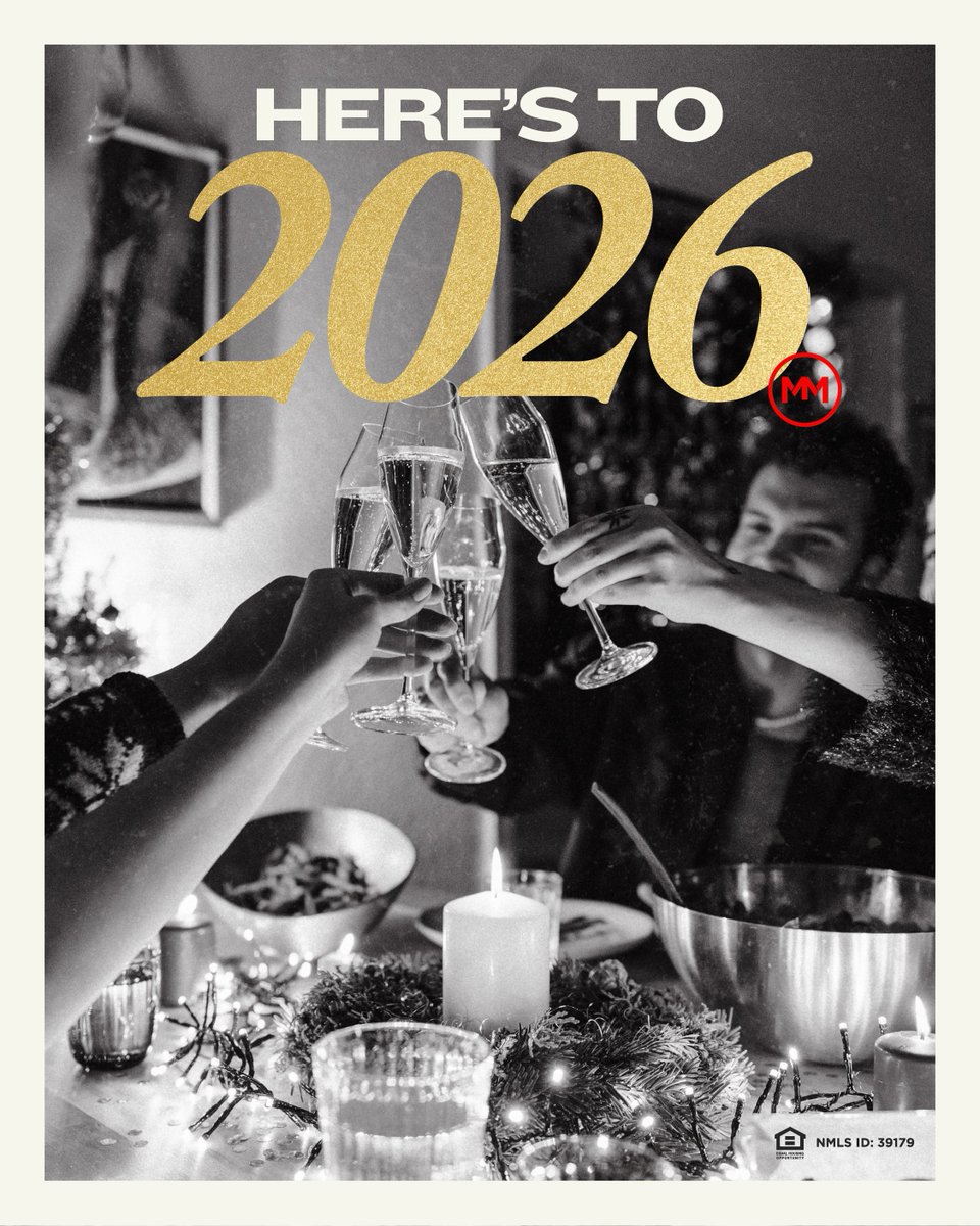 TonyCroft's tweet image. A fresh start. A new chapter. A year full of possibilities at home. Happy New Year!