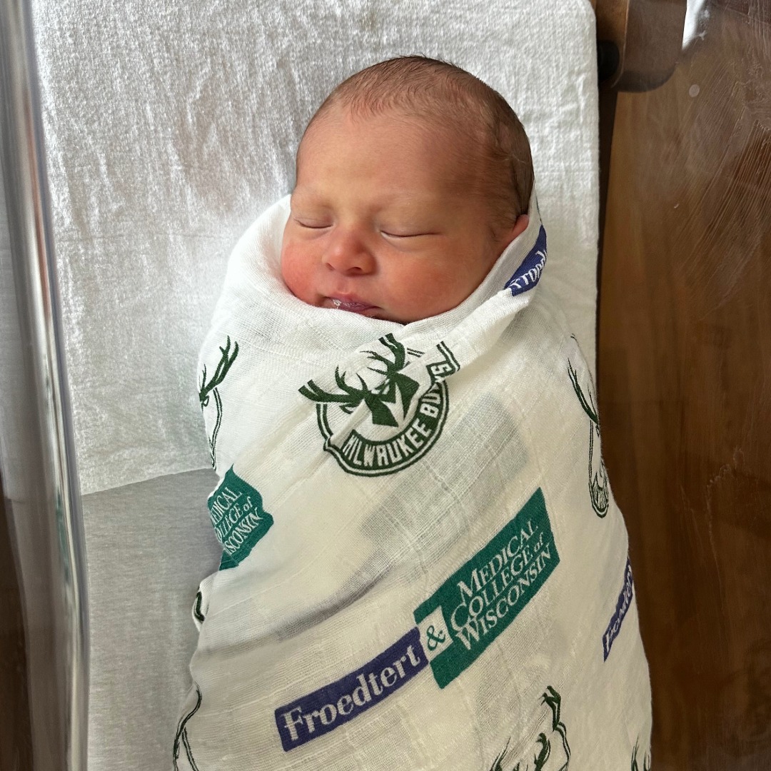 New year, new Bucks fan.
Mateo is ready to gear up for the rest of the season in his Froedtert & MCW Bucks blanket.