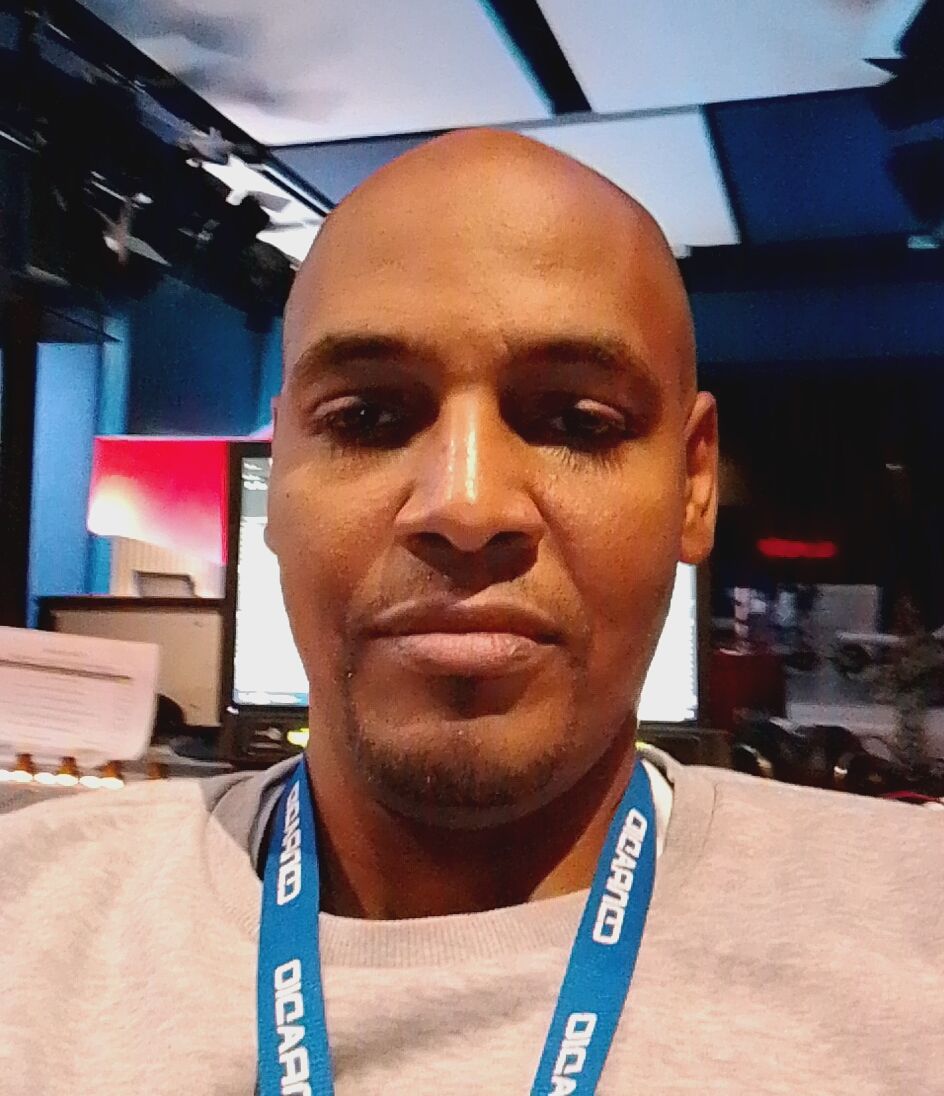 Primer día del año trabajando. Las gracias a Dios por permitirme ver un año más junto mis seres queridos. Gracias Dios!