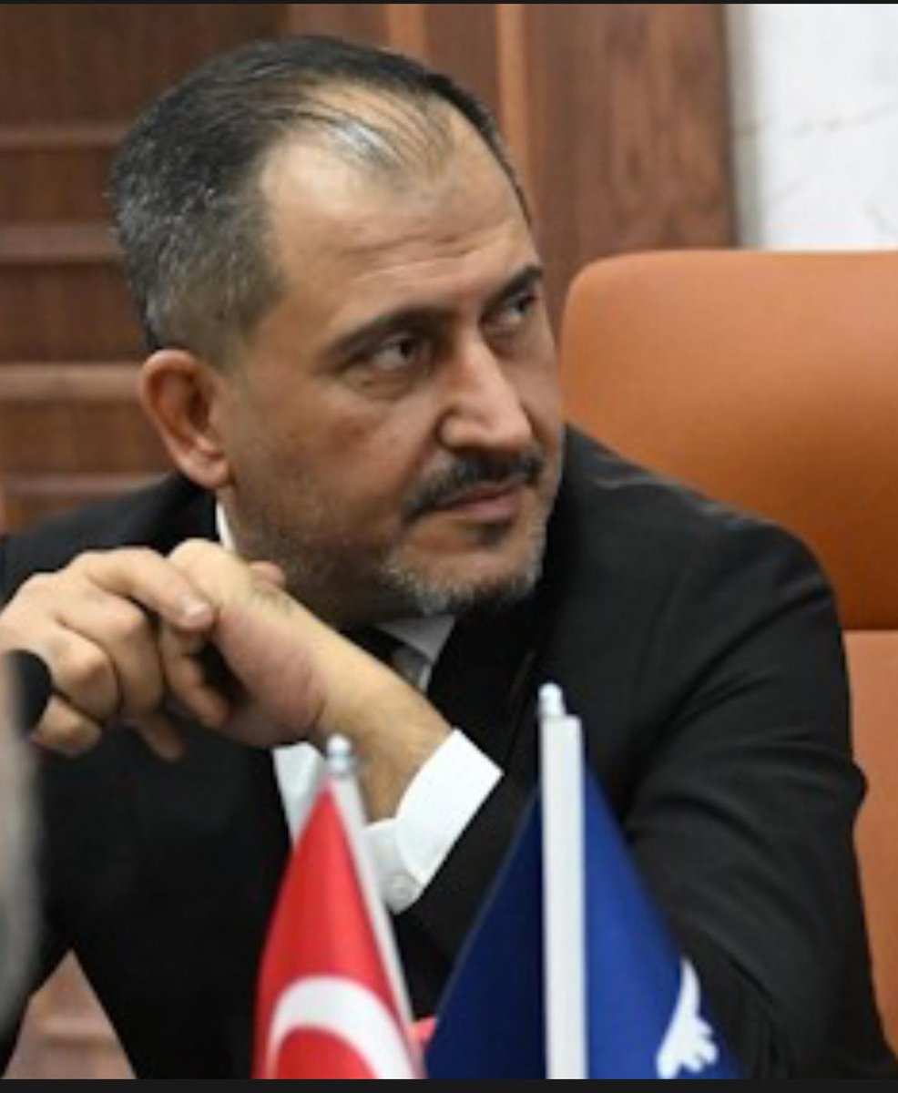 🚨Varol Tosun: “Bu Sağlık Sistemi Değil, Tahsilat Sistemidir”

Anahtar Parti Genel Başkan Yardımcısı Varol Tosun, 2026’ya girerken SGK katılım paylarının sessizce artırılmasına tepki gösterdi. Muayene, reçete ve tetkik ücretlerinin vatandaşa yüklenmesini eleştiren Tosun,