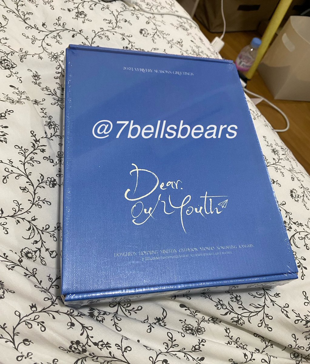 7bellsbears's tweet photo. #wts I actually have an extra 2023 #VERIVERY Seasons Greetings unopened anyone interested? 

//Malaysian only// https://t.co/qpvllVnAEK