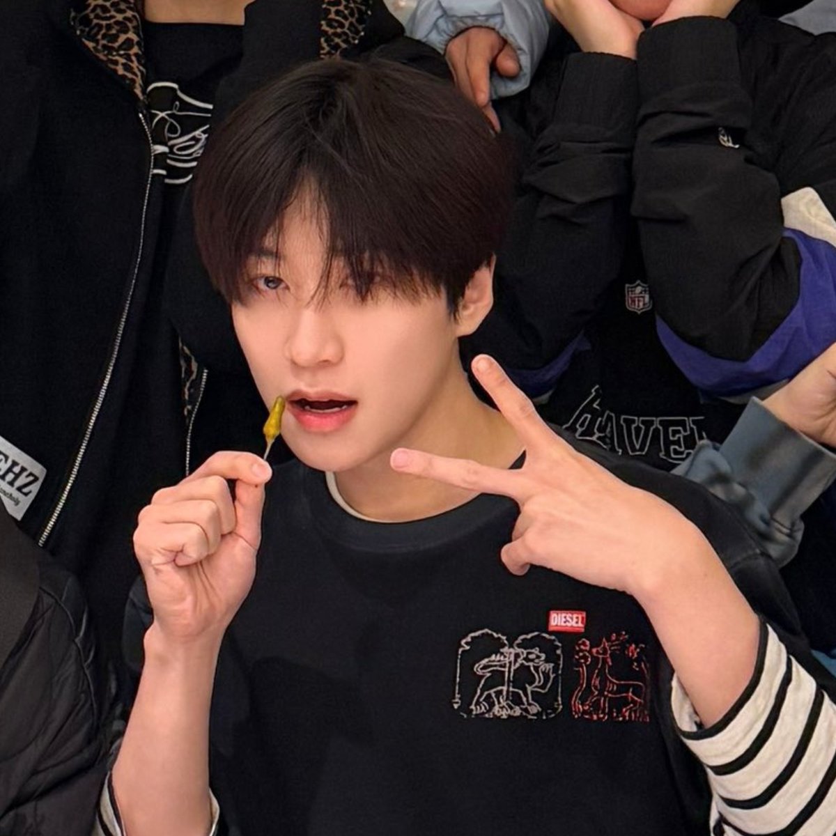 쑨헝위 얼굴 tweet media