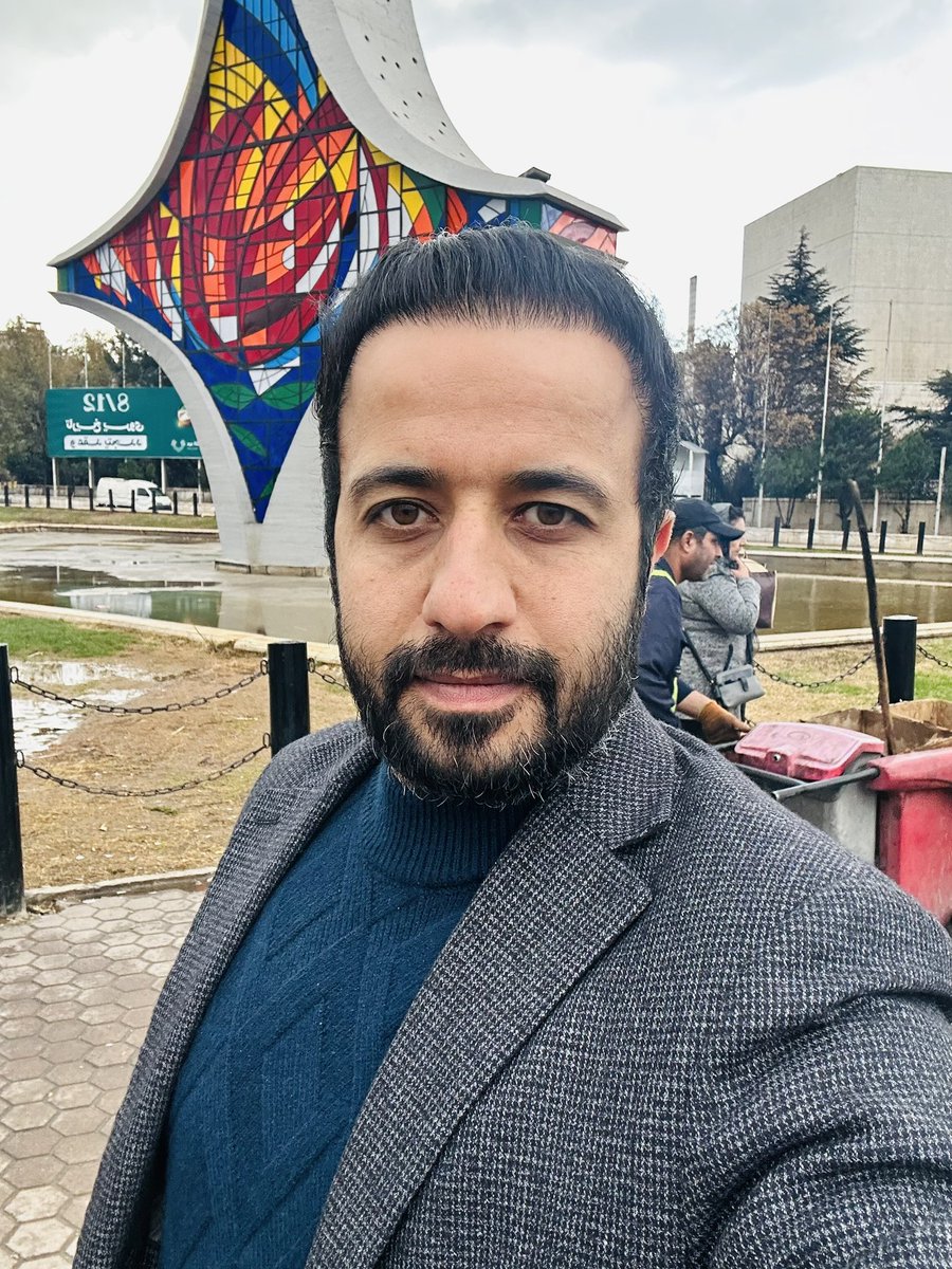 مساء الخير من أمام السيف الدمشقي 
ساحة الأمويين #دمشق