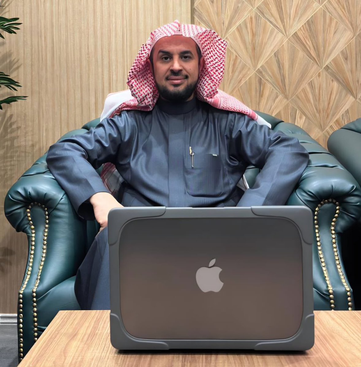 qinwan_edu's tweet photo. #يحدث_الآن 
رئيس مجلس الجمعيات الأهلية بمنطقة الرياض @nacrsa يدشن حساب جمعية قنوان في منصة X 

🍃سائلين الله تعالى الإخلاص
والهدى والسداد والقبول والرشاد..

متابعتكم لنا .. شرفٌ ودعم..🍃

@Council_of_CSA 
@AlljntL79387 https://t.co/jsmbclmRAd