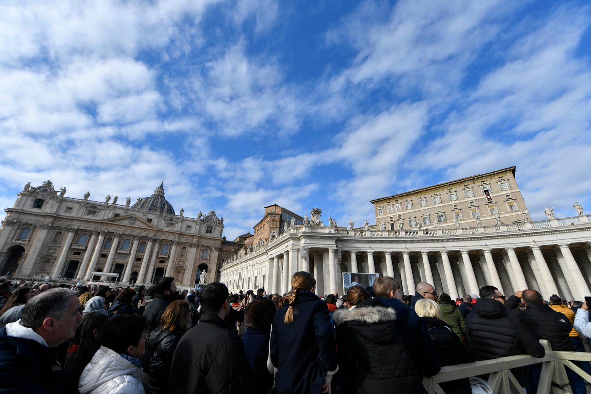 VaticanNews's tweet photo. The first Angelus of the new year https://t.co/rUyA4B82Sf