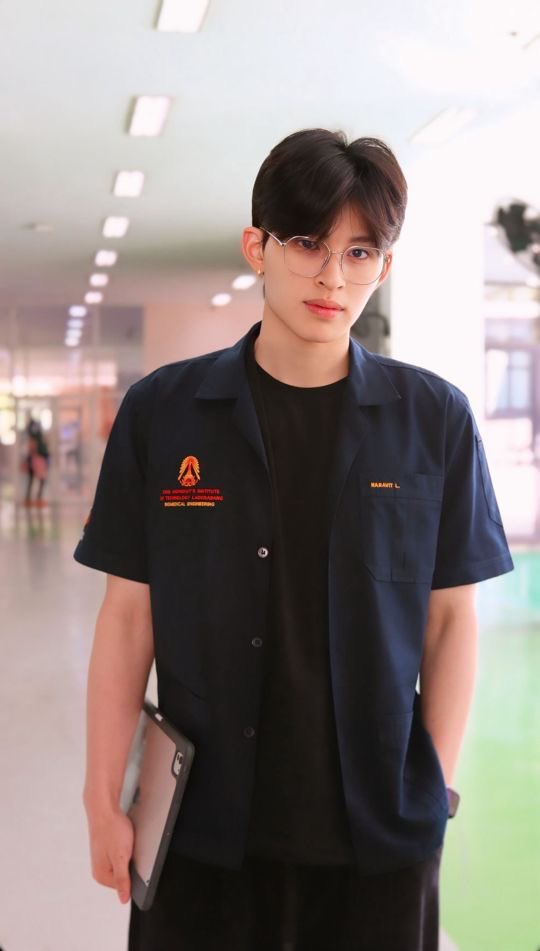 little_ploypp's tweet image. ปอนด์ ณราวิชญ์ หน้าสดไม่เซ็ทผมคือเดอะเบส ยกให้เป็นที่หนึ่งในใจ