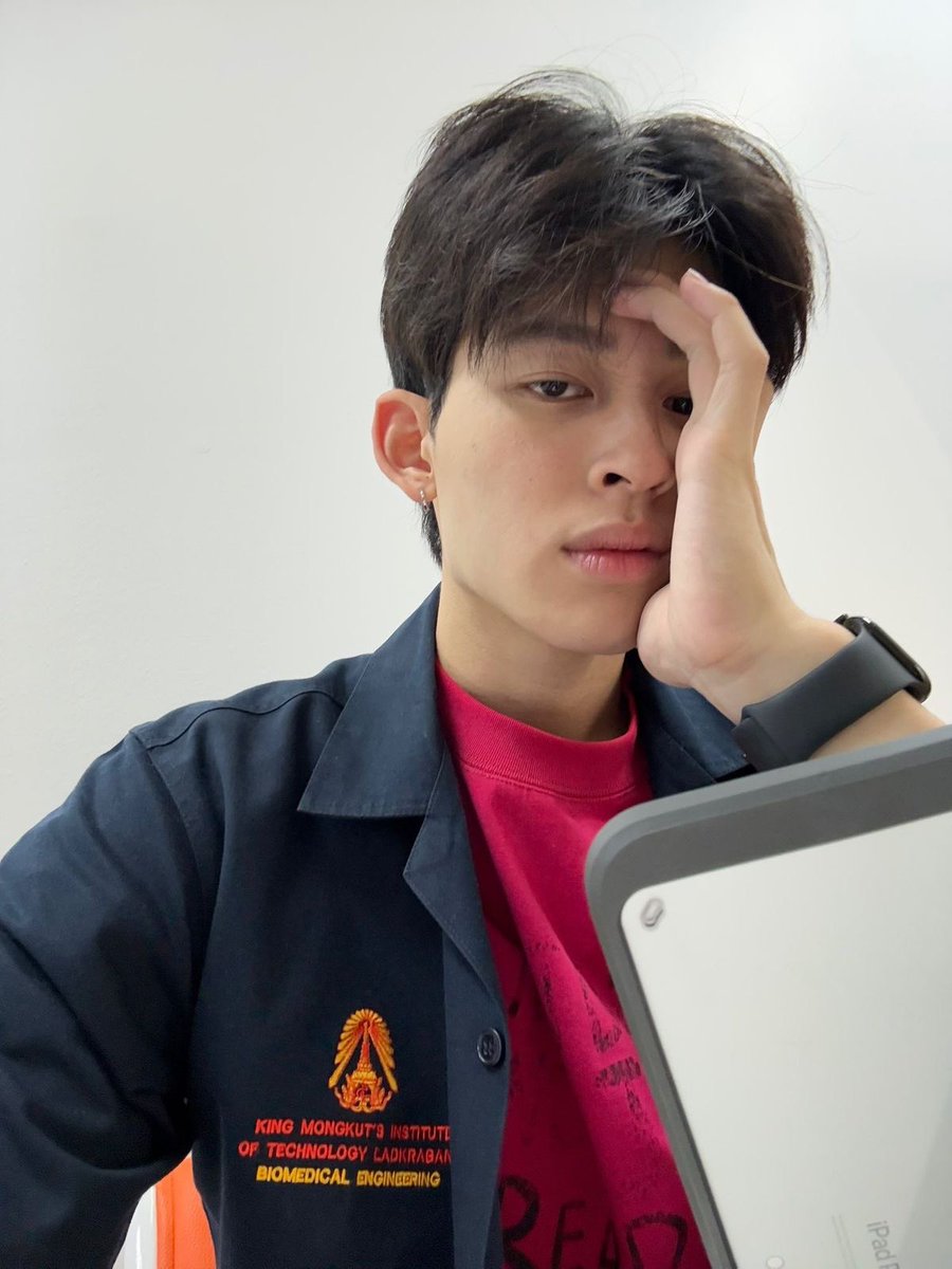 little_ploypp's tweet image. ปอนด์ ณราวิชญ์ หน้าสดไม่เซ็ทผมคือเดอะเบส ยกให้เป็นที่หนึ่งในใจ