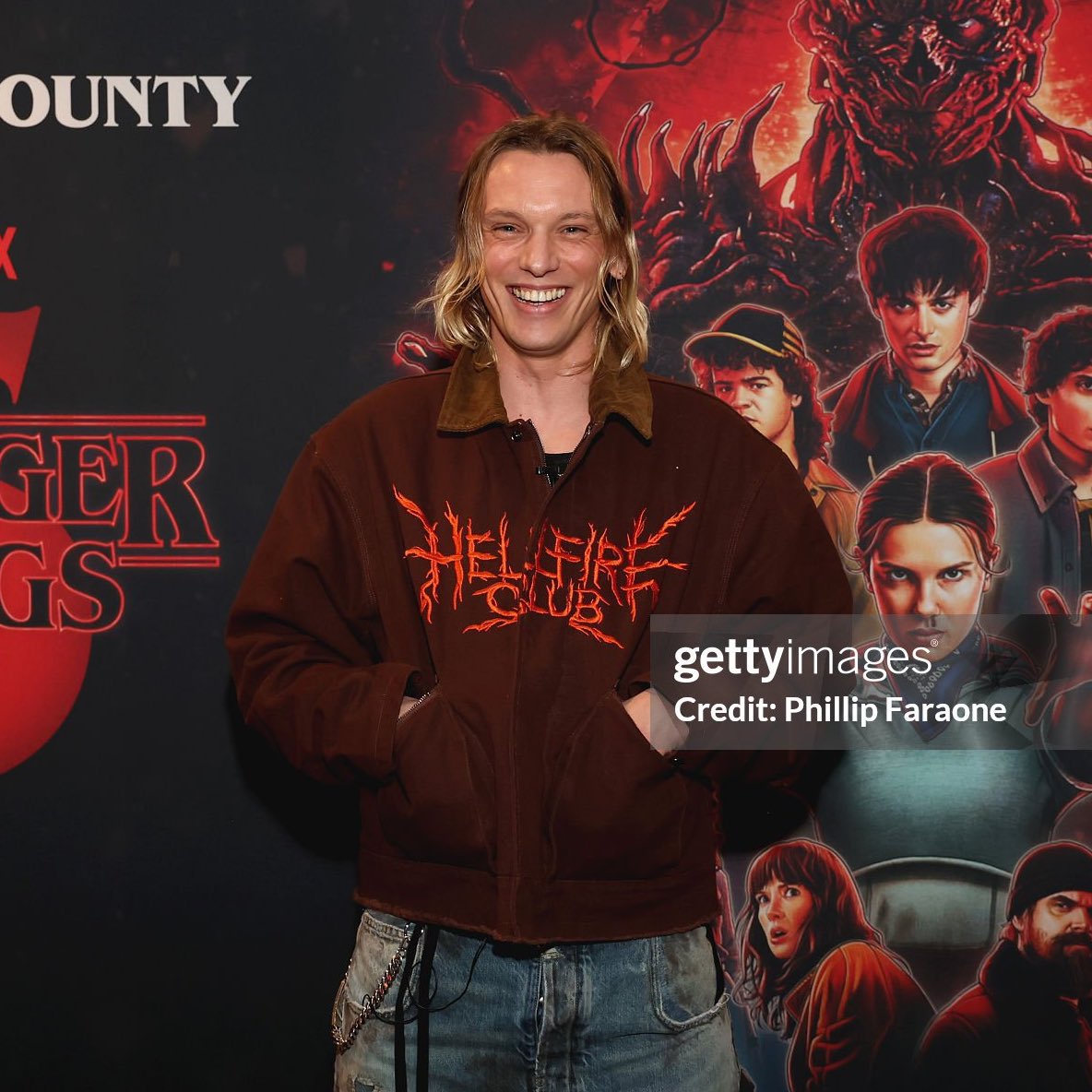 munsonsrings's tweet image. Hi! Yes,sir may I ask where you got this hoodie/jacket? Cause I fear I need it!

@Jamiebower