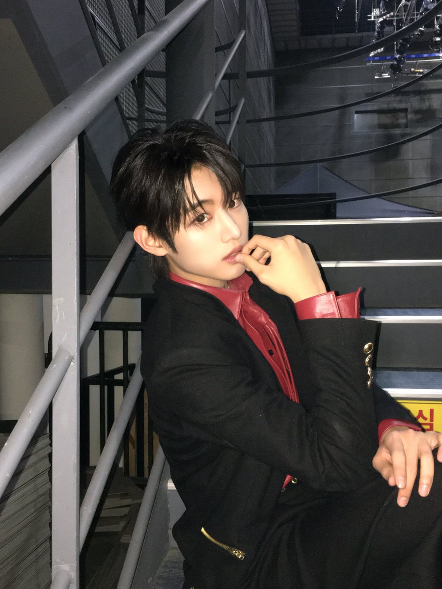 IDID_starship's tweet photo. [🌠] #장용훈_DID
2025 마지막 장용훈 ❤️

#IDID #아이딧 #JANGYONGHOON #장용훈 https://t.co/lXKNS71aCu
