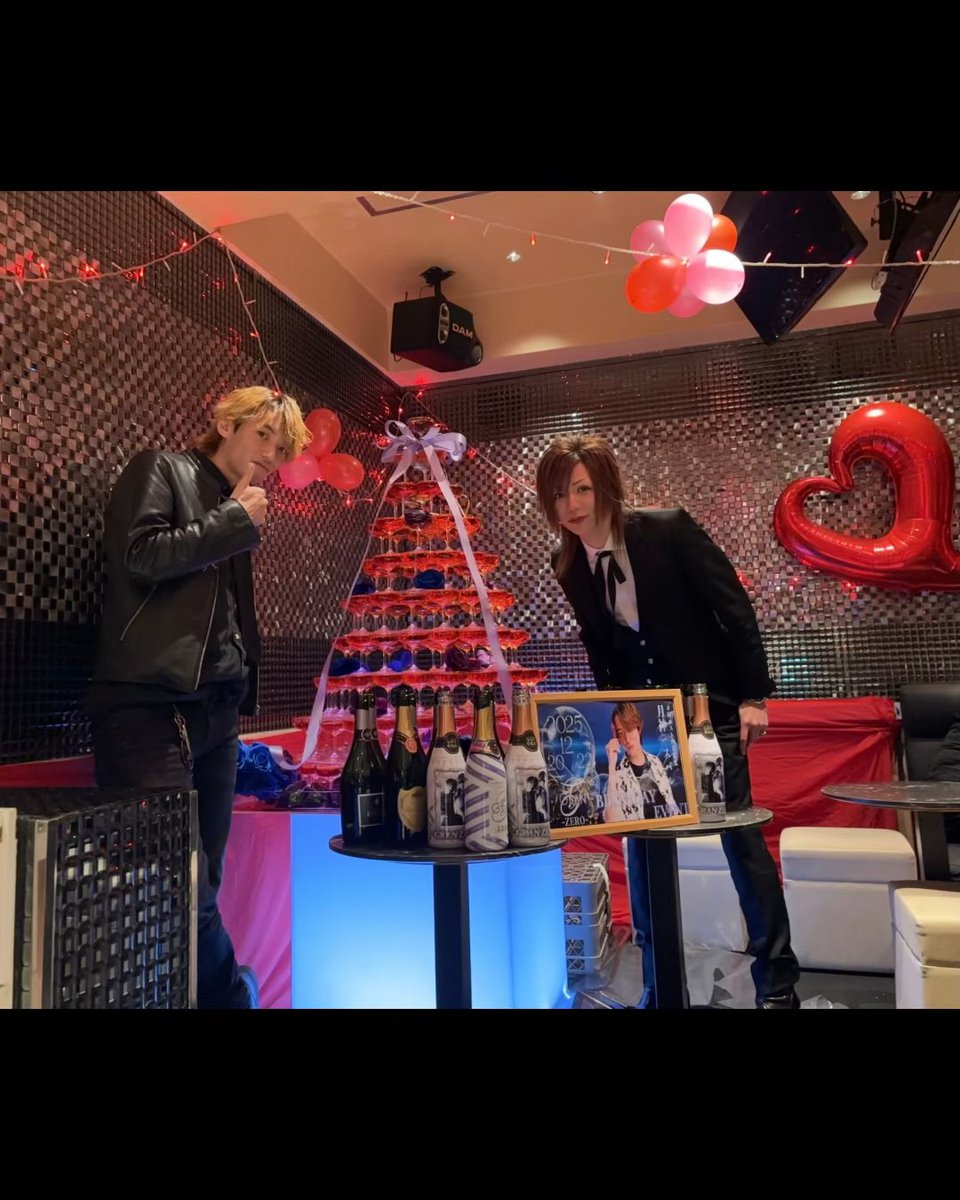 JoeSadide's tweet image. 降り続く雨 ボクの心に 心の傷に 
忘れさせて あらゆる憎しみ、あらゆる悲しみを。

 #絶滅危惧種 #限界ホスト #最後の指名