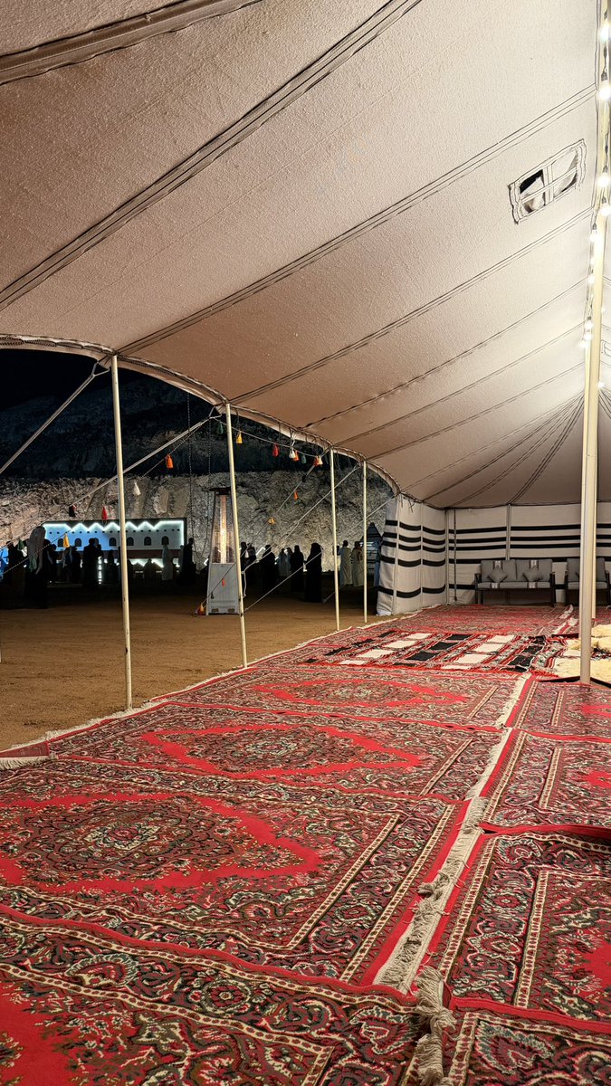 TUengClub's tweet photo. في مطلع عام 2026، انطلقت اليوم فعاليات شتوية طيبة برعاية كريمة من سعادة رئيس جامعة طيبة.
نسأل الله عزّ وجل أن يجعل هذا العام عامًا عامرًا بالخير والبركة والتوفيق، وأن يكتب فيه النجاح الدائم لجامعة طيبة ومنسوبيها. https://t.co/EfeXJApftp