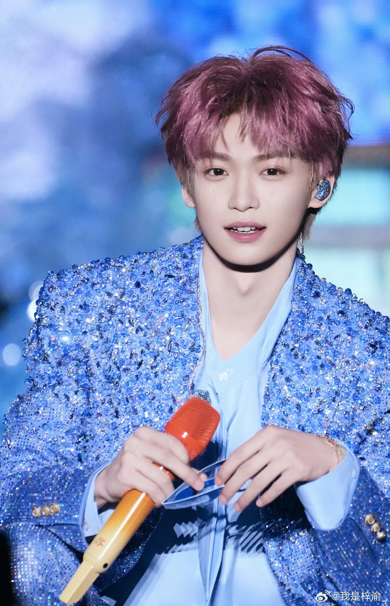 ♡HOOPEY♡  USA Hockey Nike Pacer 1/4 Zip Long Sleeve - Mike Eruzione Team Shop