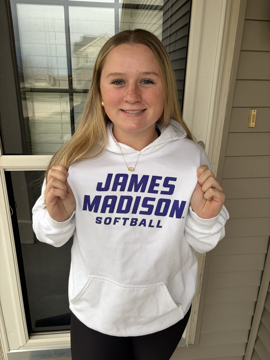 Haley Helm tweet media