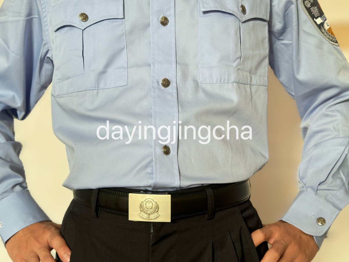 大英警察 tweet media