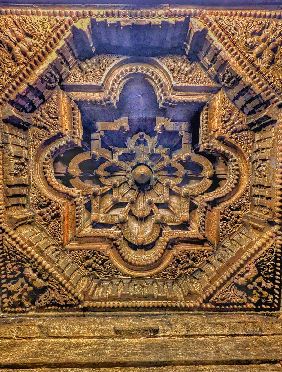 vivekathray's tweet photo. #Hosaholalu 
#Hoysala
#architecture https://t.co/rHvjscc6Ps