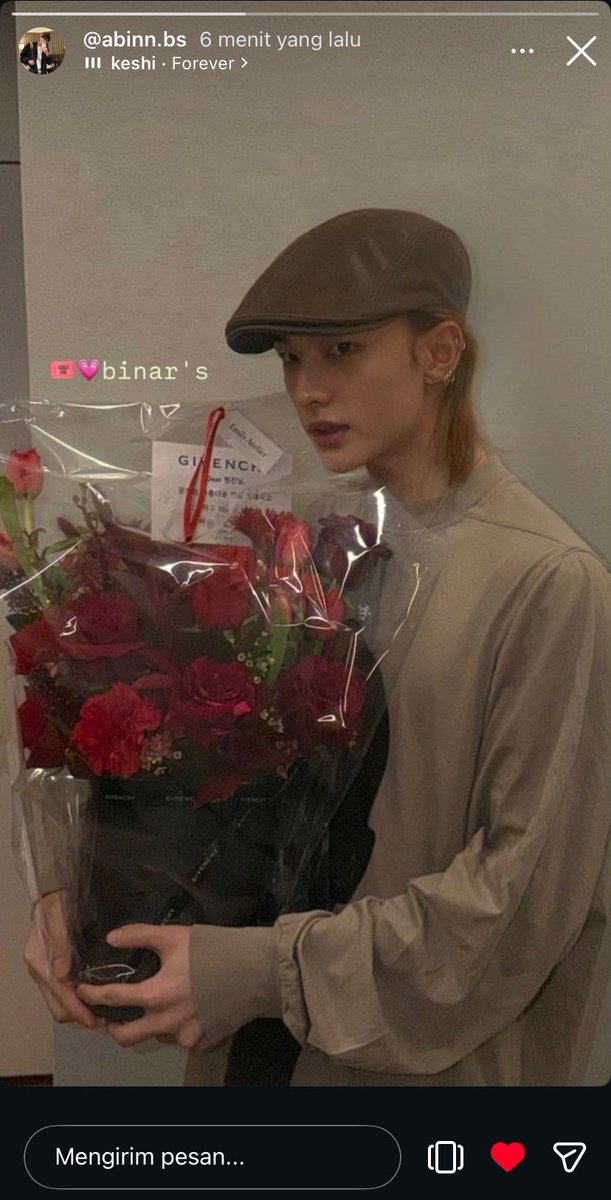 #seungjin  seven-tweets au

mau cium cium