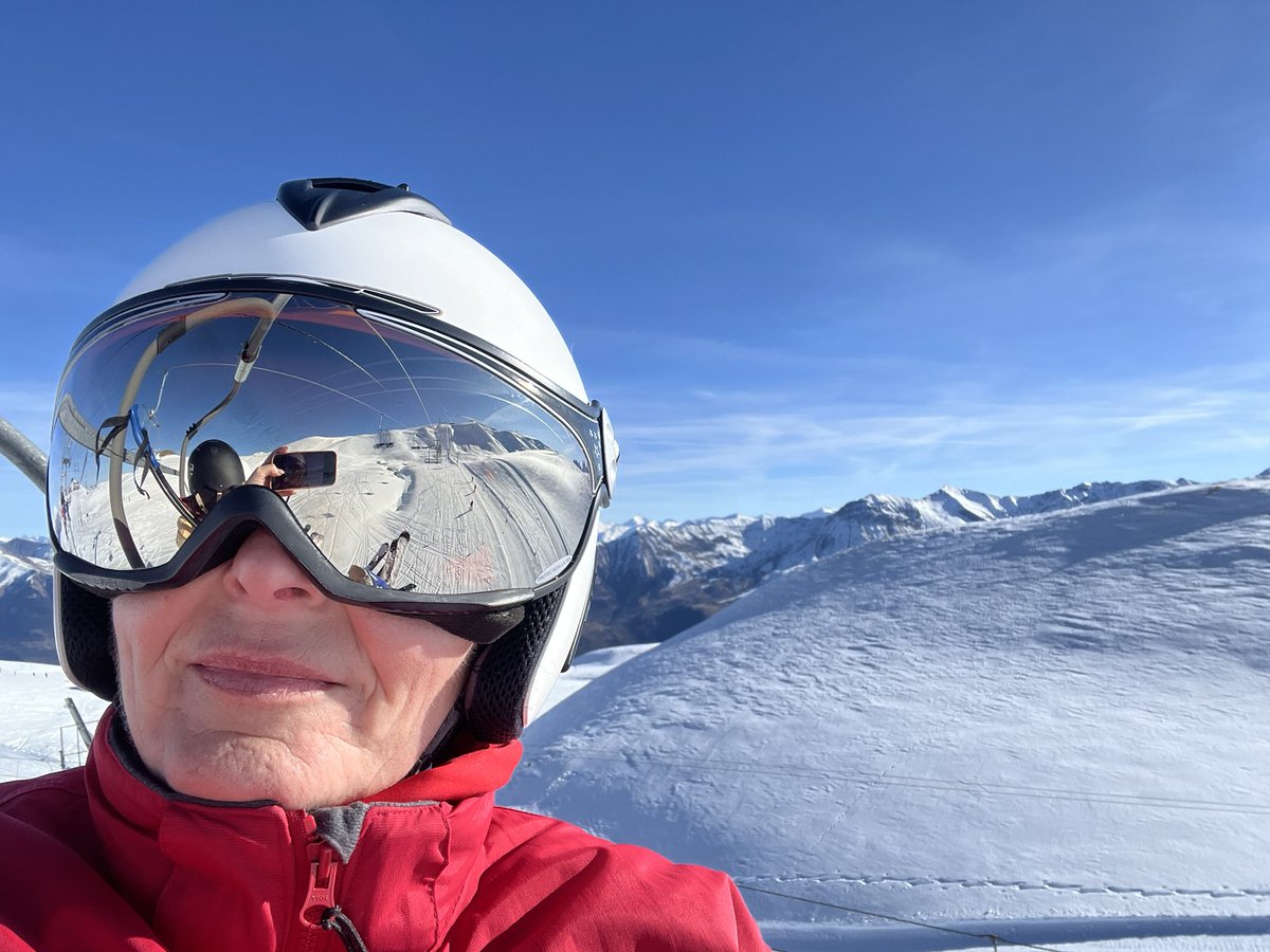 Bonne année 😎 #sunshine #whiteparadise #slopes #kkkkkkoud