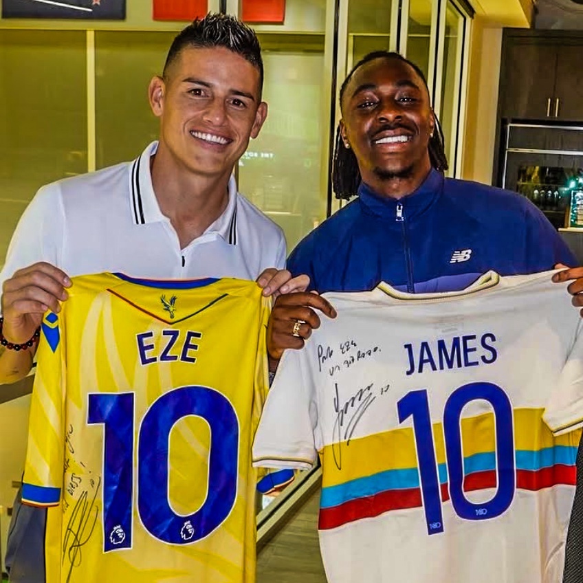 eurofootcom's tweet image. When James Rodriguez and Eberechi Eze swapped shirts. 🤩🤝
