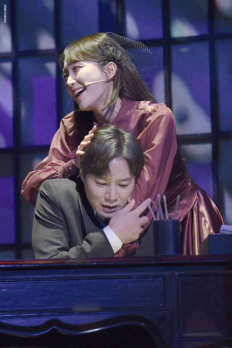 pine_forest_'s tweet image. 251231 뮤지컬 팬레터
스페셜 커튼콜 '별이 반짝이는 시간'
히카루 김이후 배우님 &amp;amp; 김해진 김종구 배우님