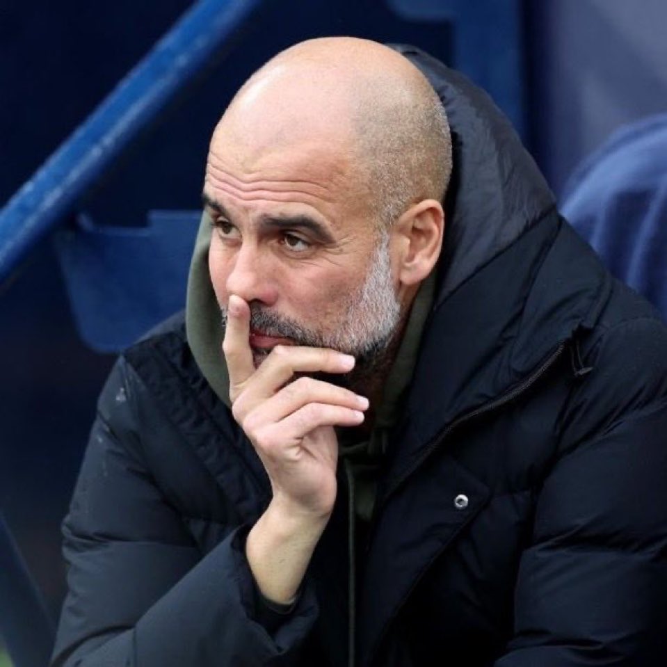 والله البريمييرليغ الحين سهل تقدر تنافس فيه و تجيبه لو تتحرك بس 

بنسبه كبيره بيب غوارديولا هذا آخر موسم له ، هل نشوف اداره مانشستر تستغل الموقف وتبدا تشتغل على العوده والاستخواذ على الدوري ؟!!