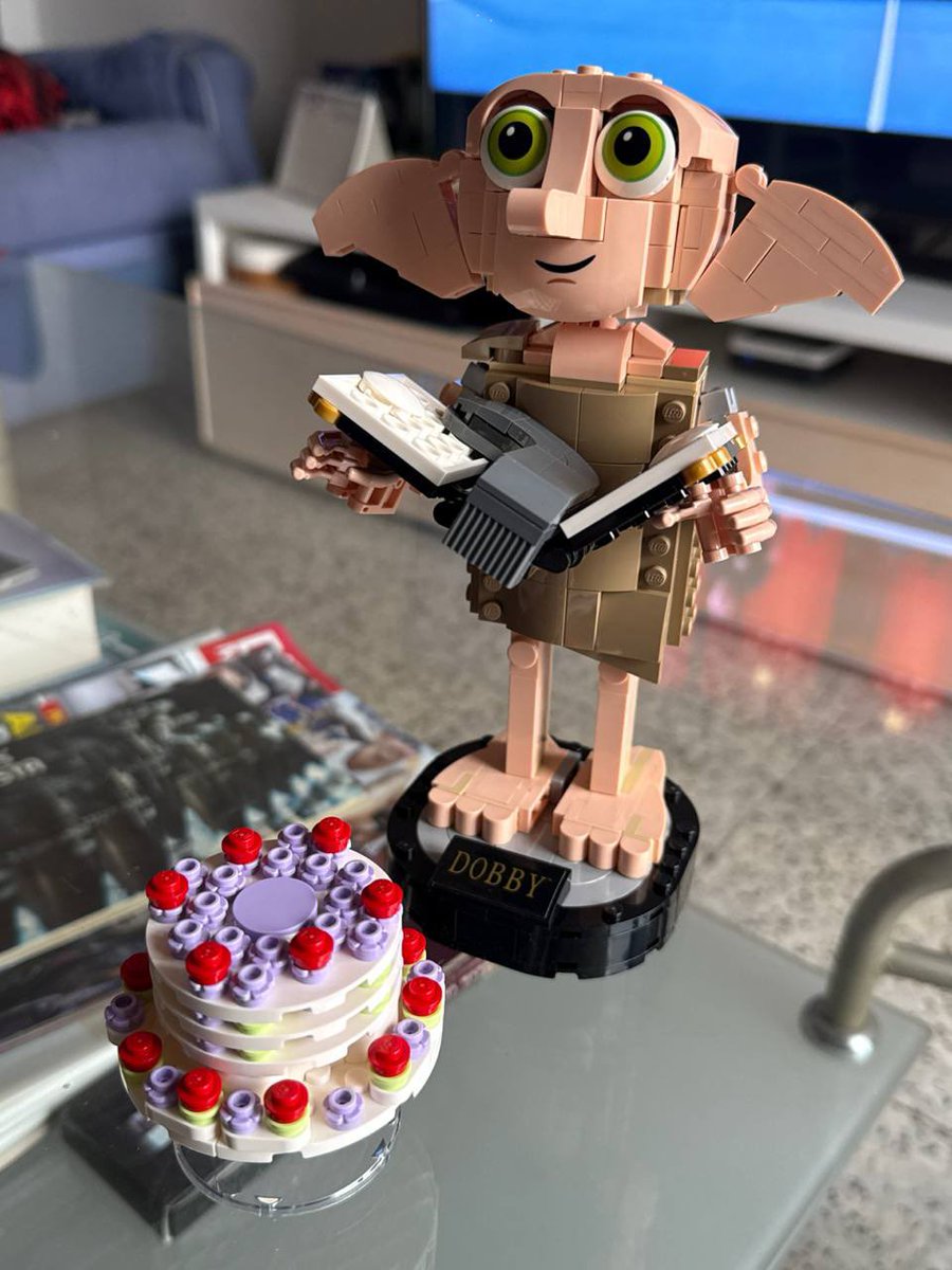 El primero del año…. <a href="/LEGO_Group/">LEGO</a>