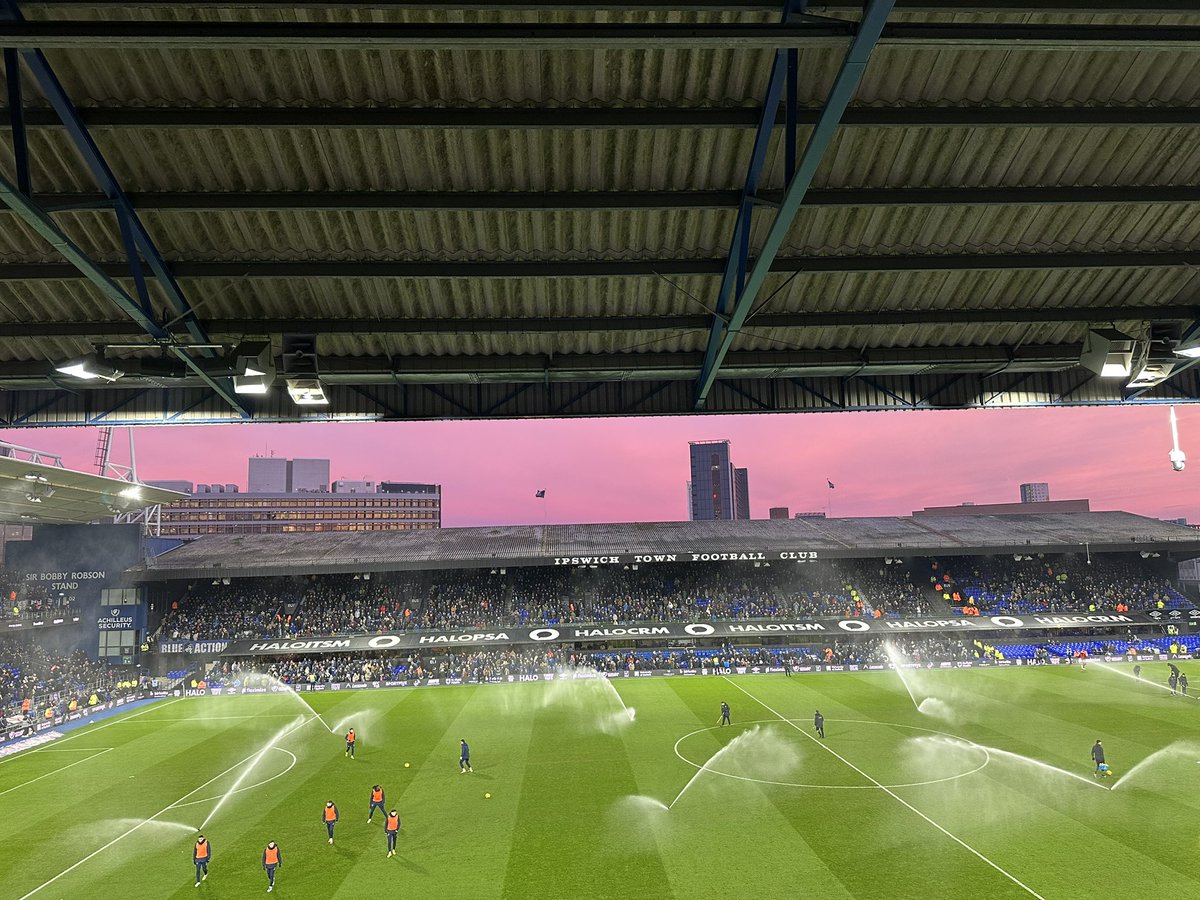 Alex Jones tweet media