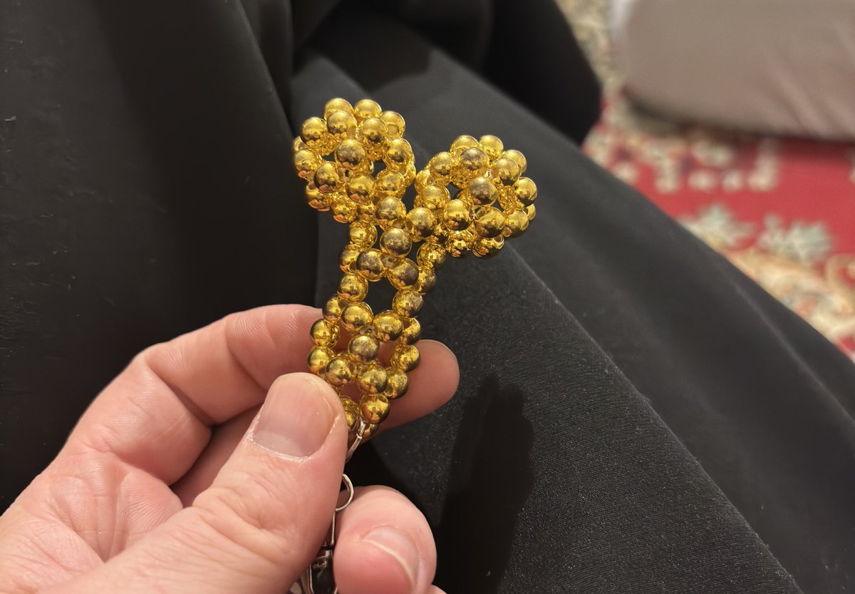 саня хеллоу 🦋 tweet media