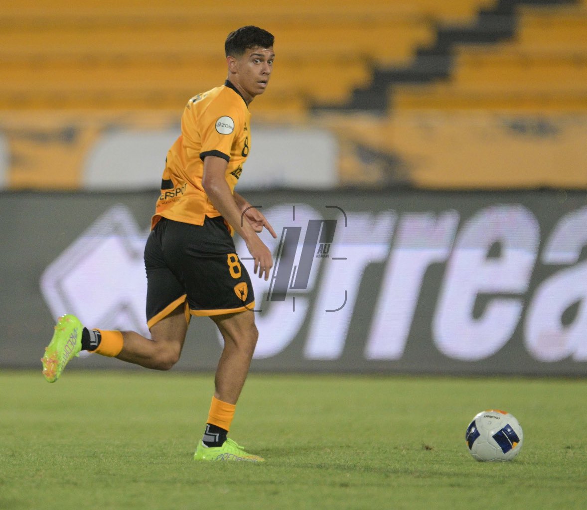 theball965's tweet image. شنو موضوع اصابات عبدالله مطاوع؟ 
معقوله مافي لها حل لي الحين؟ 

اللاعب ينصاب يرجع مره ثانيه نشوفه بصور التمرين و يرجع ينصاب مع ثانيه ؟

الاصابات طبيعيه بكره القدم 
بس شنو اصابه مطاوع اللي مالها علاج لي الحين؟!