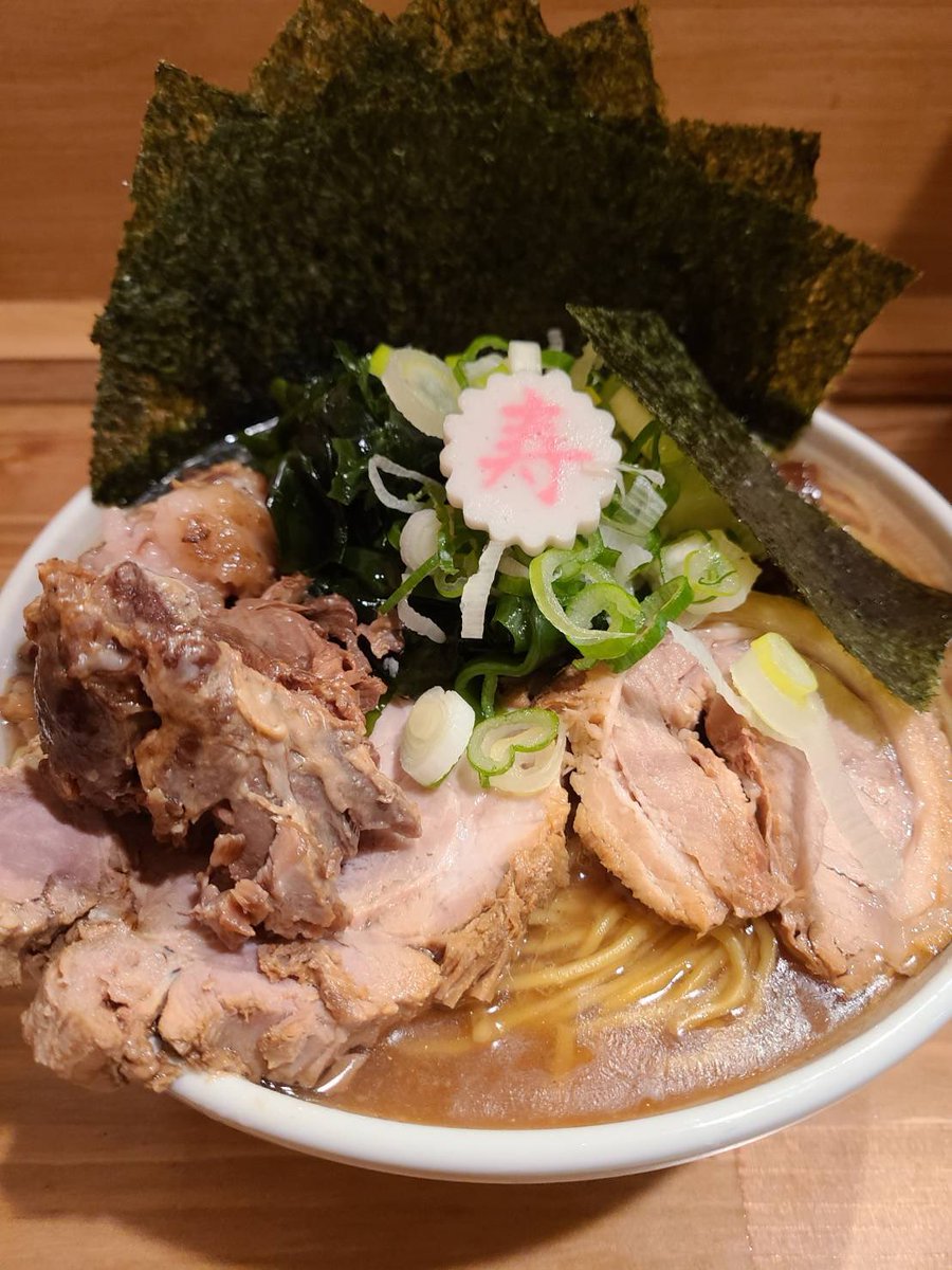 らめん / Nishi2点 兵庫】西宮にNEW OPEN！6月にできた注目ラーメン店の鶏出汁にこだわっ